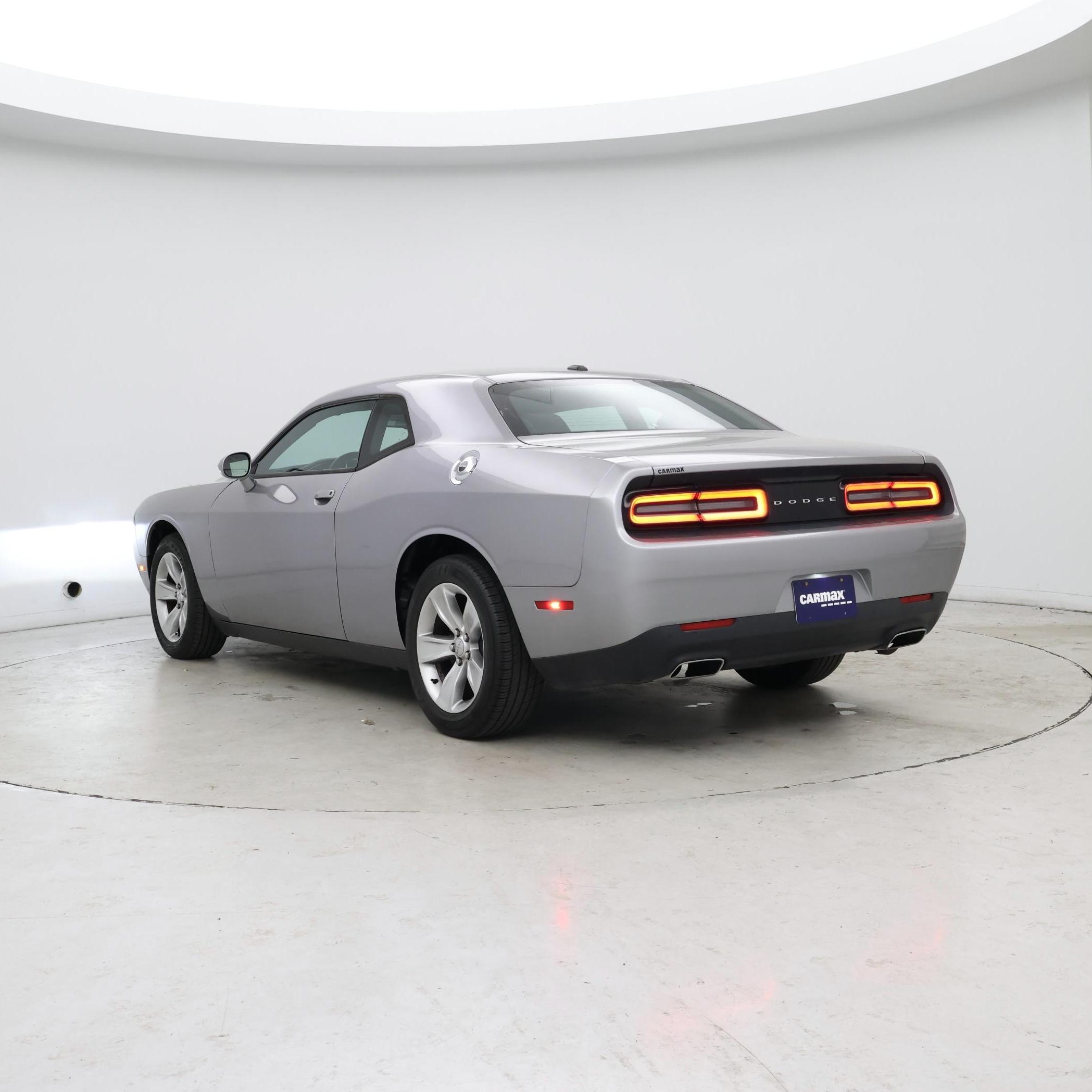 Thumbnail: 2015 Dodge Challenger - 2