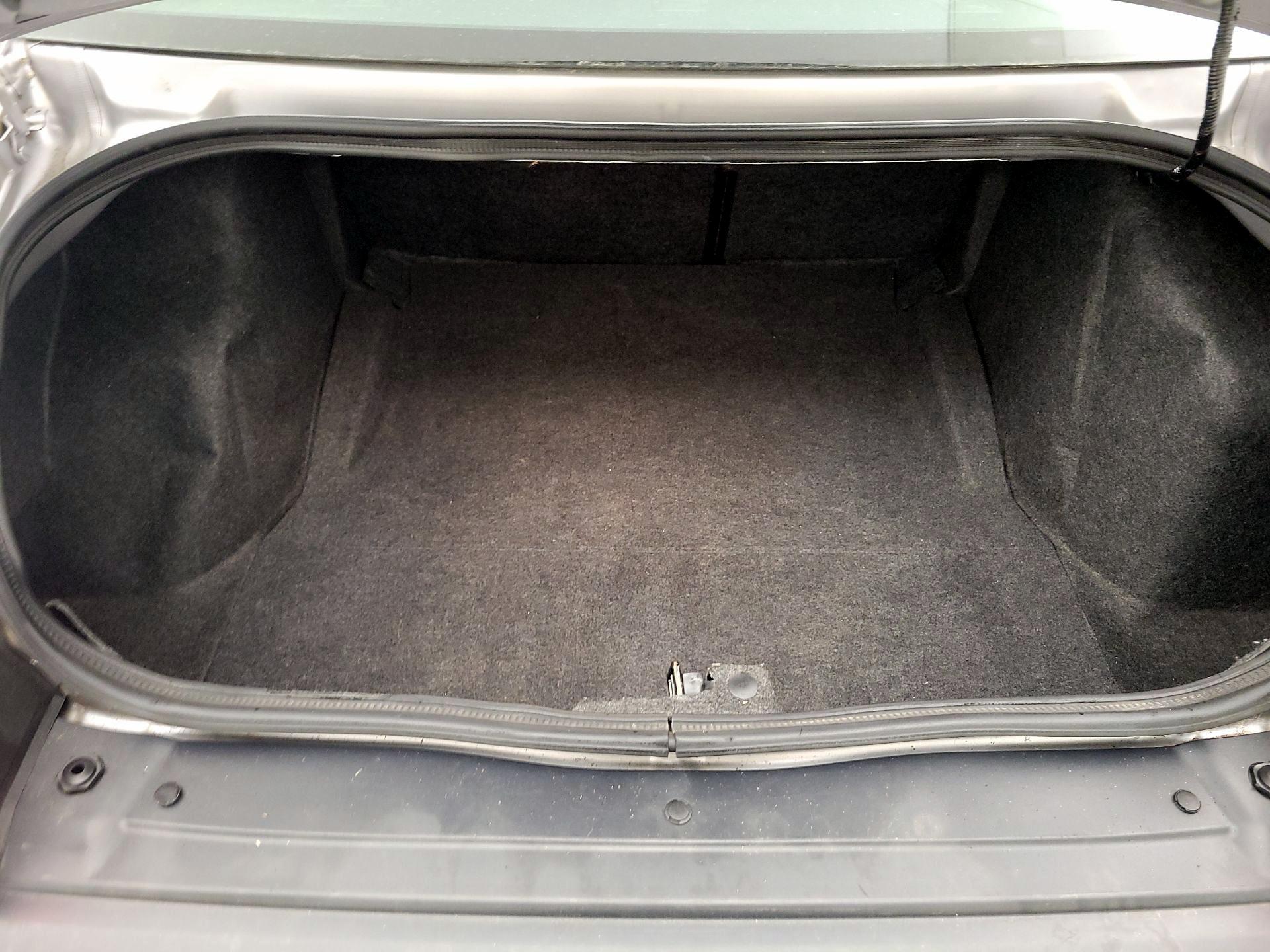 Thumbnail: 2015 Dodge Challenger - 19