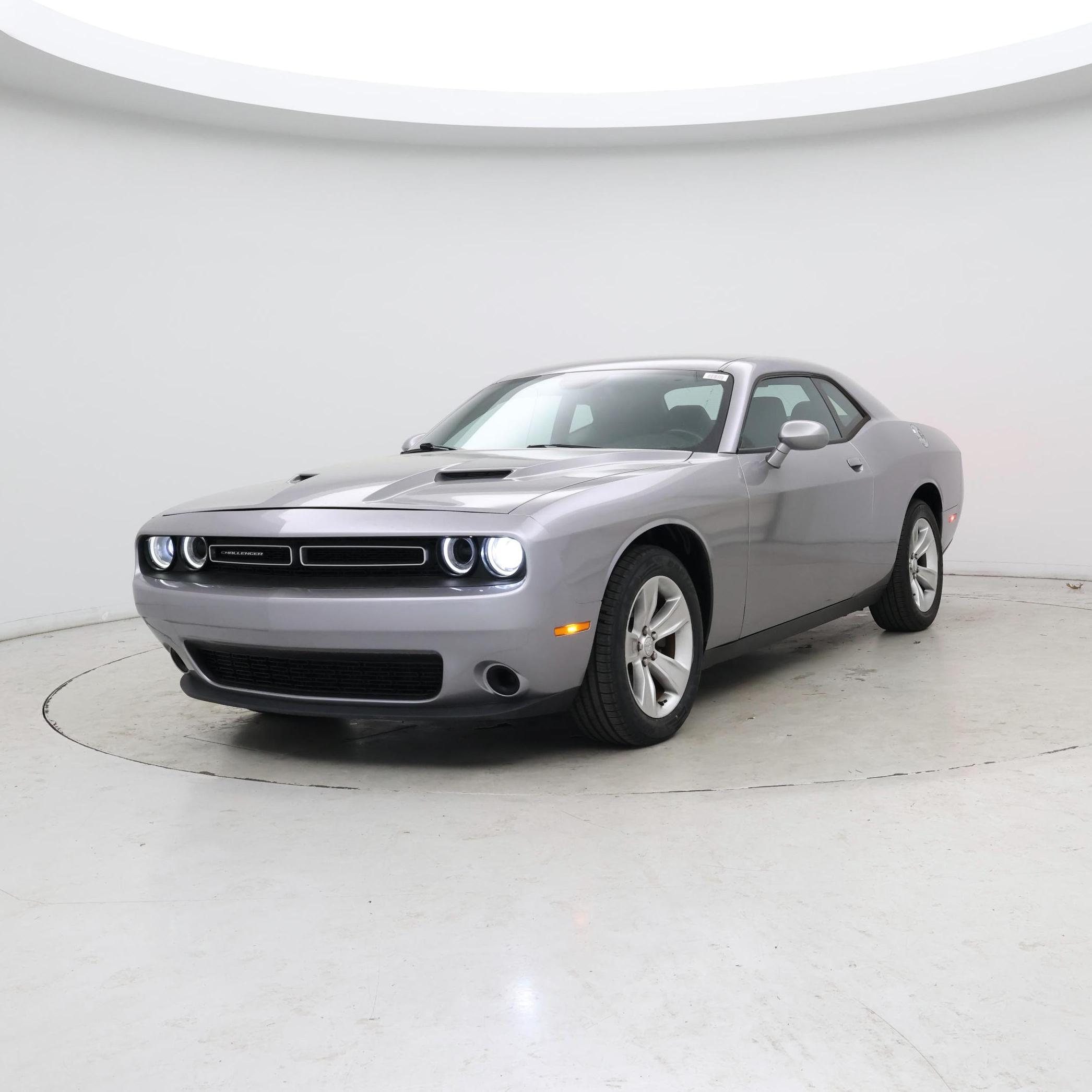 Thumbnail: 2015 Dodge Challenger - 4