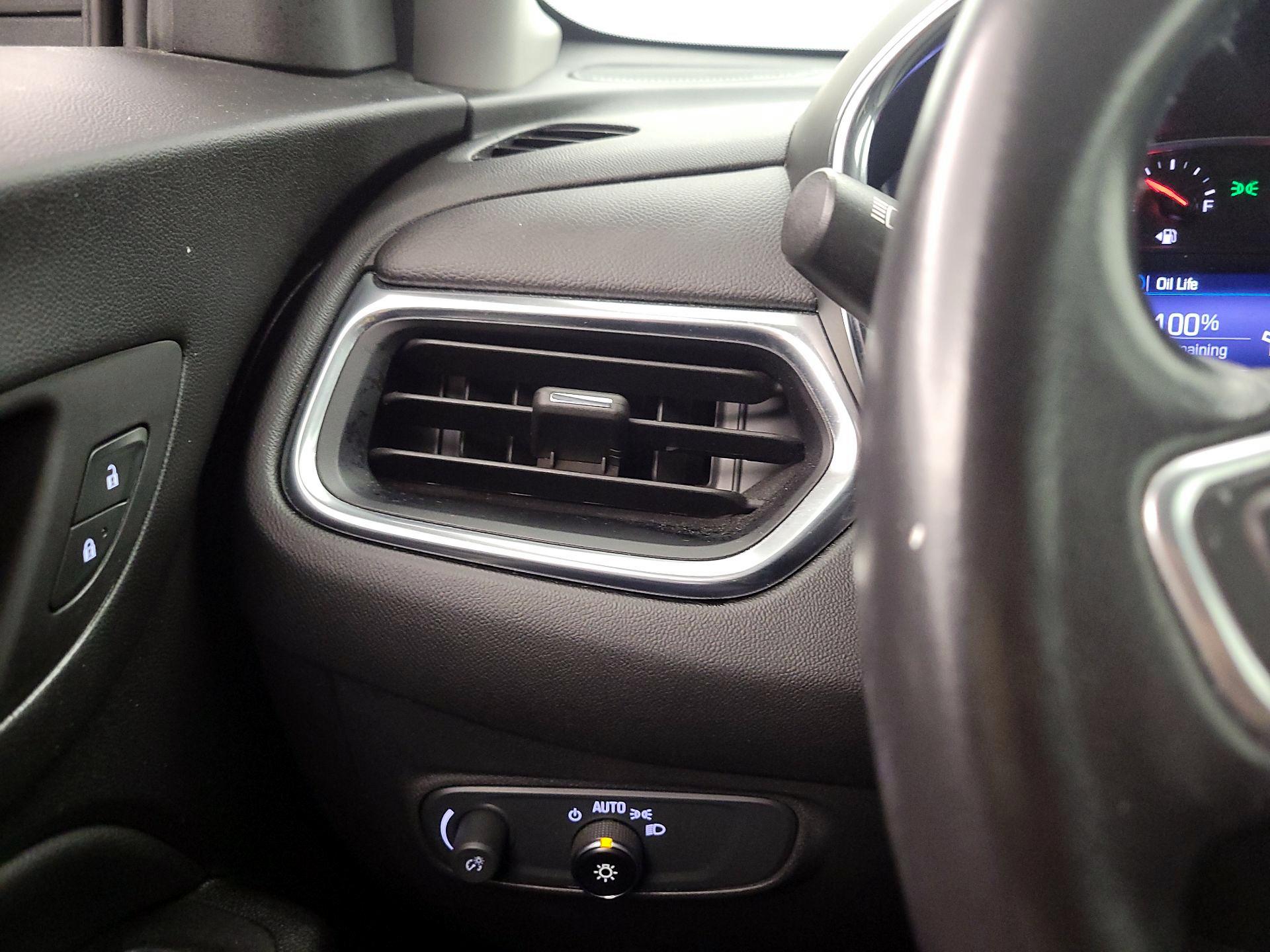 Thumbnail: 2022 Chevrolet Equinox - 13