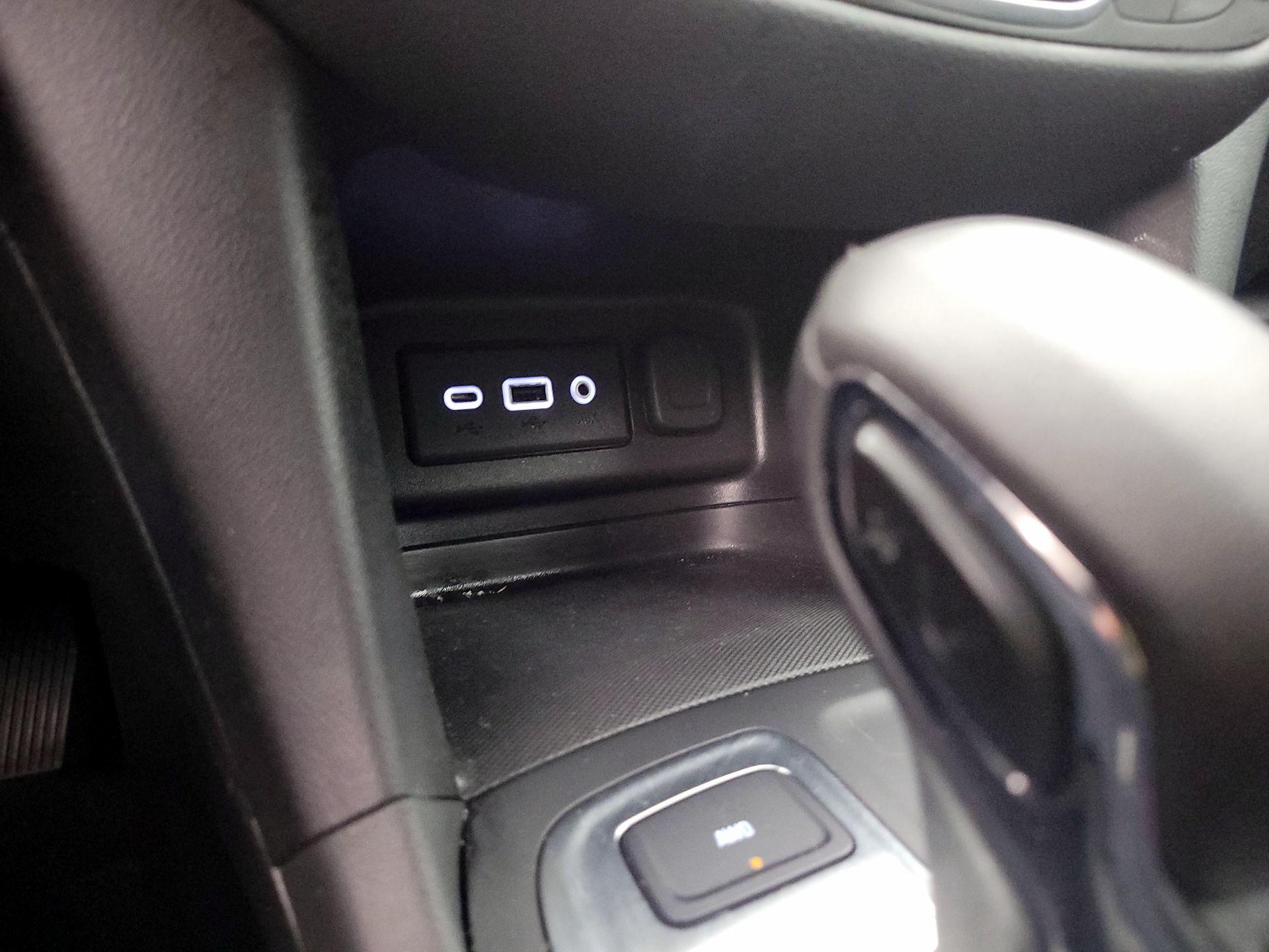 Thumbnail: 2022 Chevrolet Equinox - 18