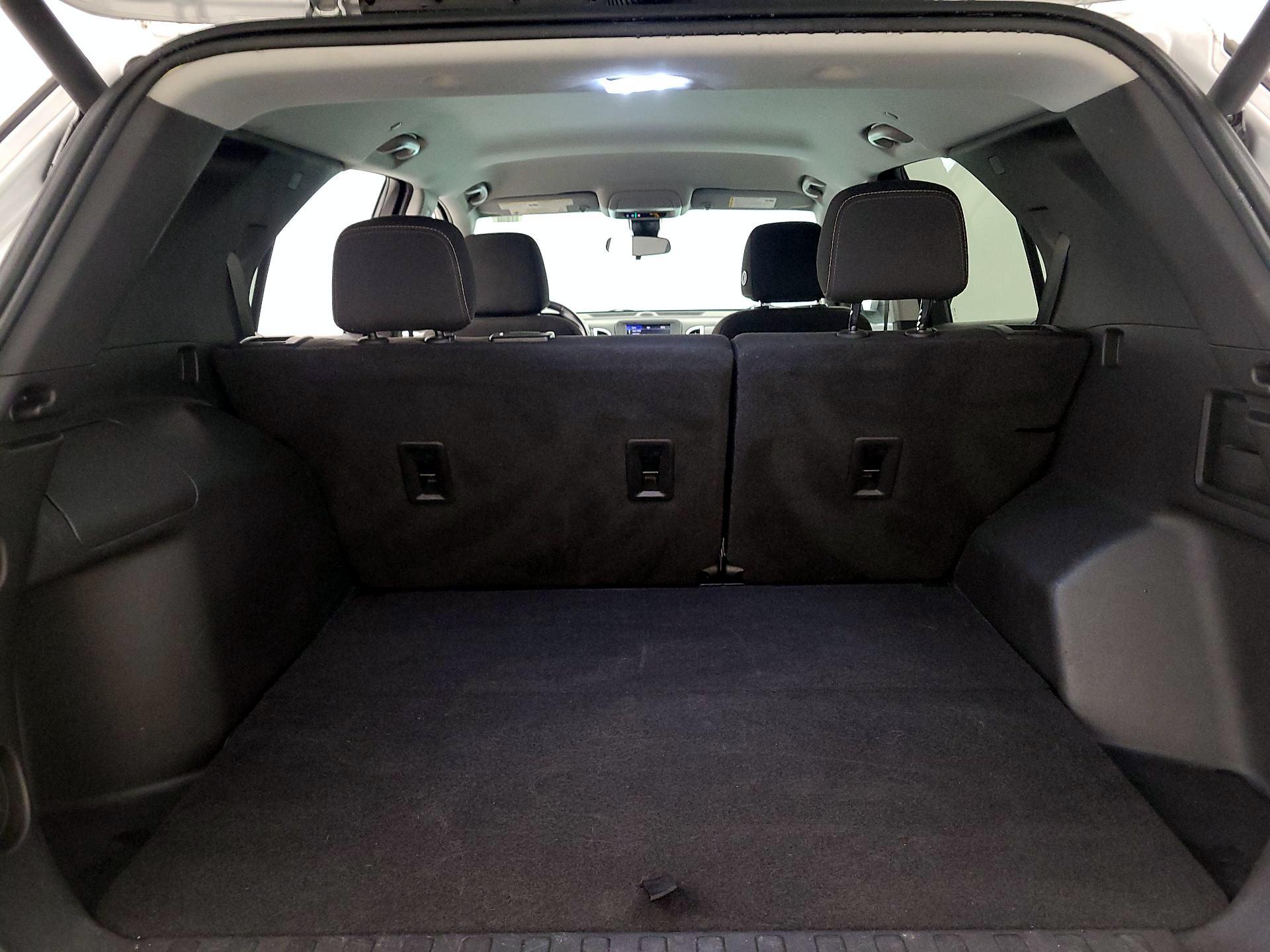 Thumbnail: 2022 Chevrolet Equinox - 20