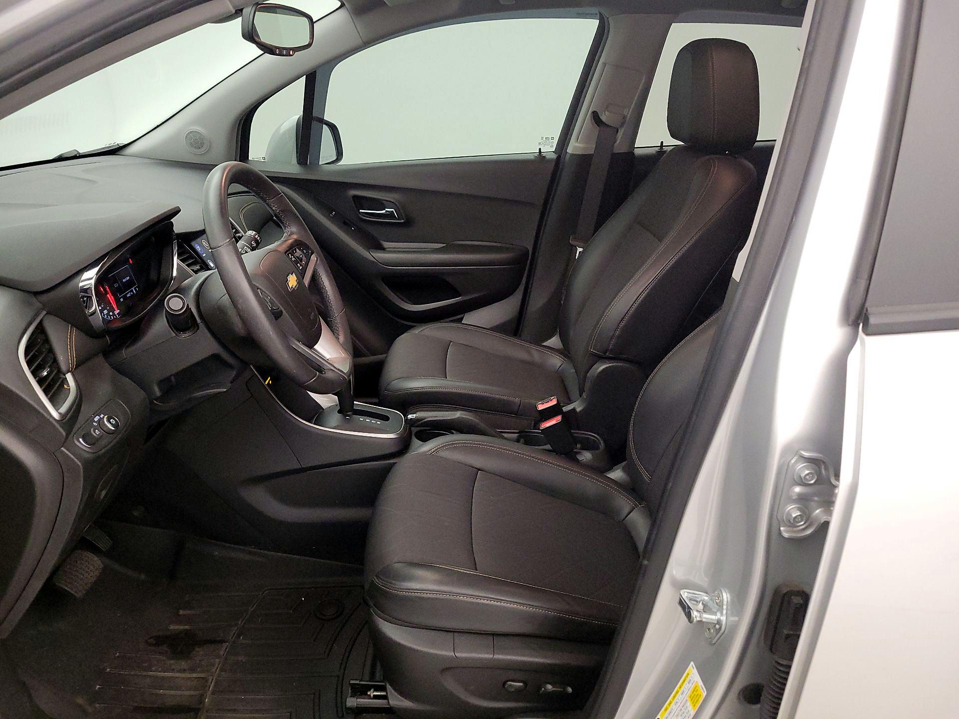 Thumbnail: 2021 Chevrolet Trax - 11