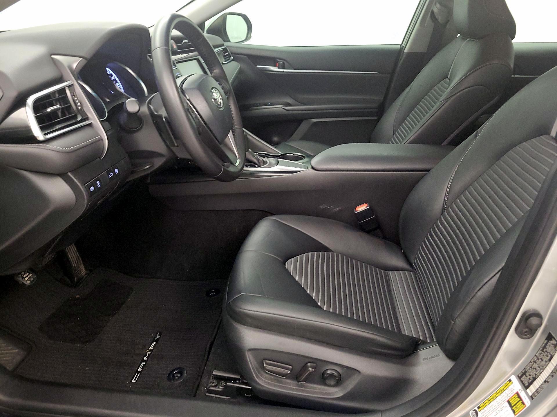 Thumbnail: 2018 Toyota Camry - 11