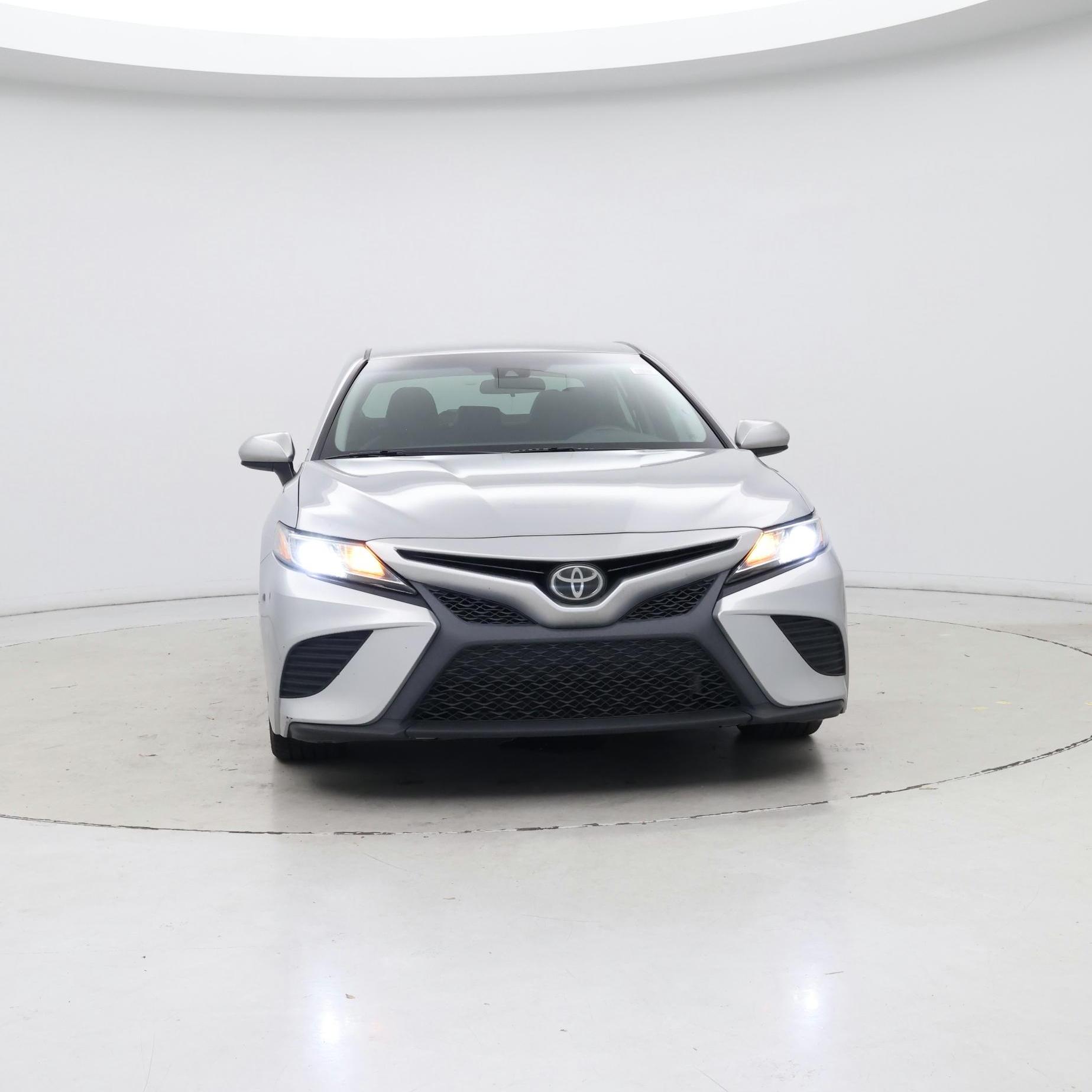 Thumbnail: 2018 Toyota Camry - 5