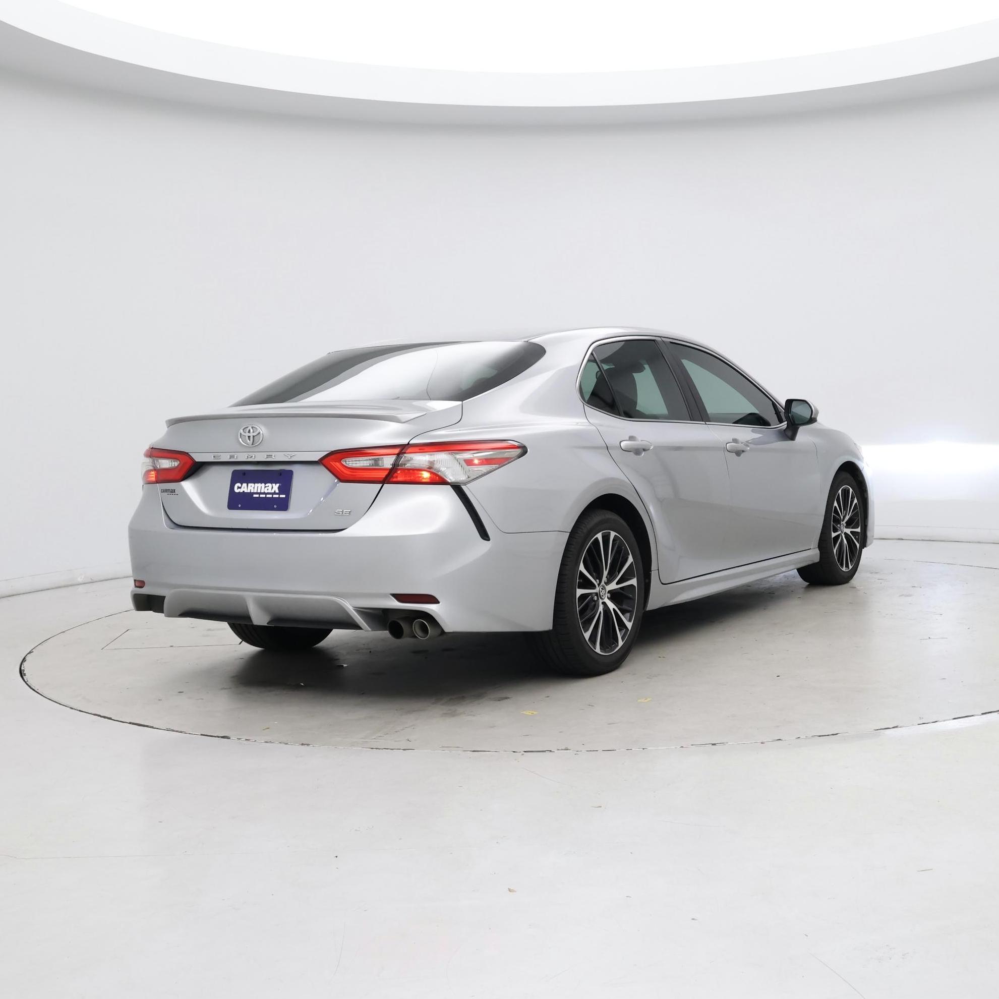 Thumbnail: 2018 Toyota Camry - 8