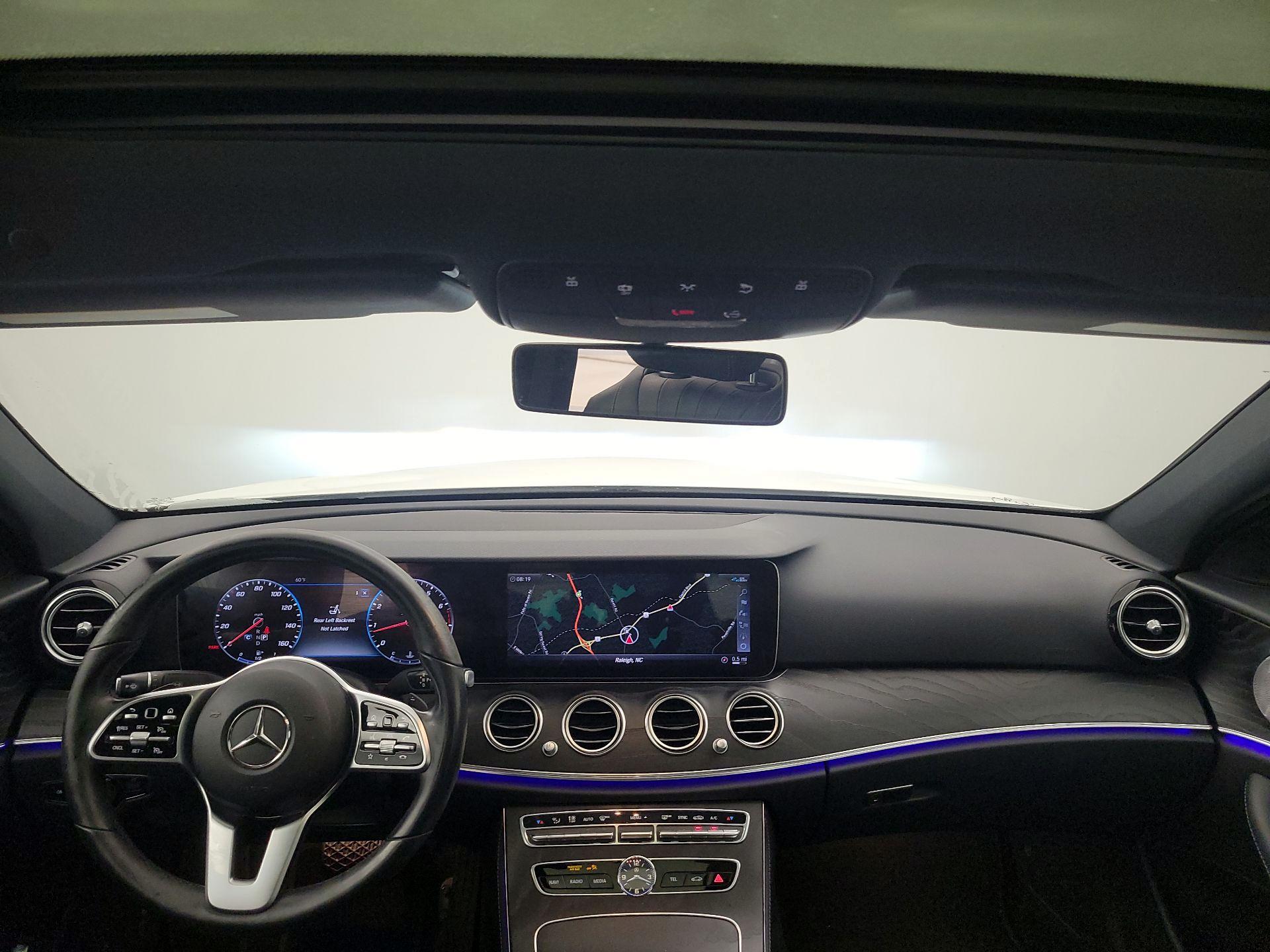 Thumbnail: 2020 Mercedes-Benz E-Class - 9