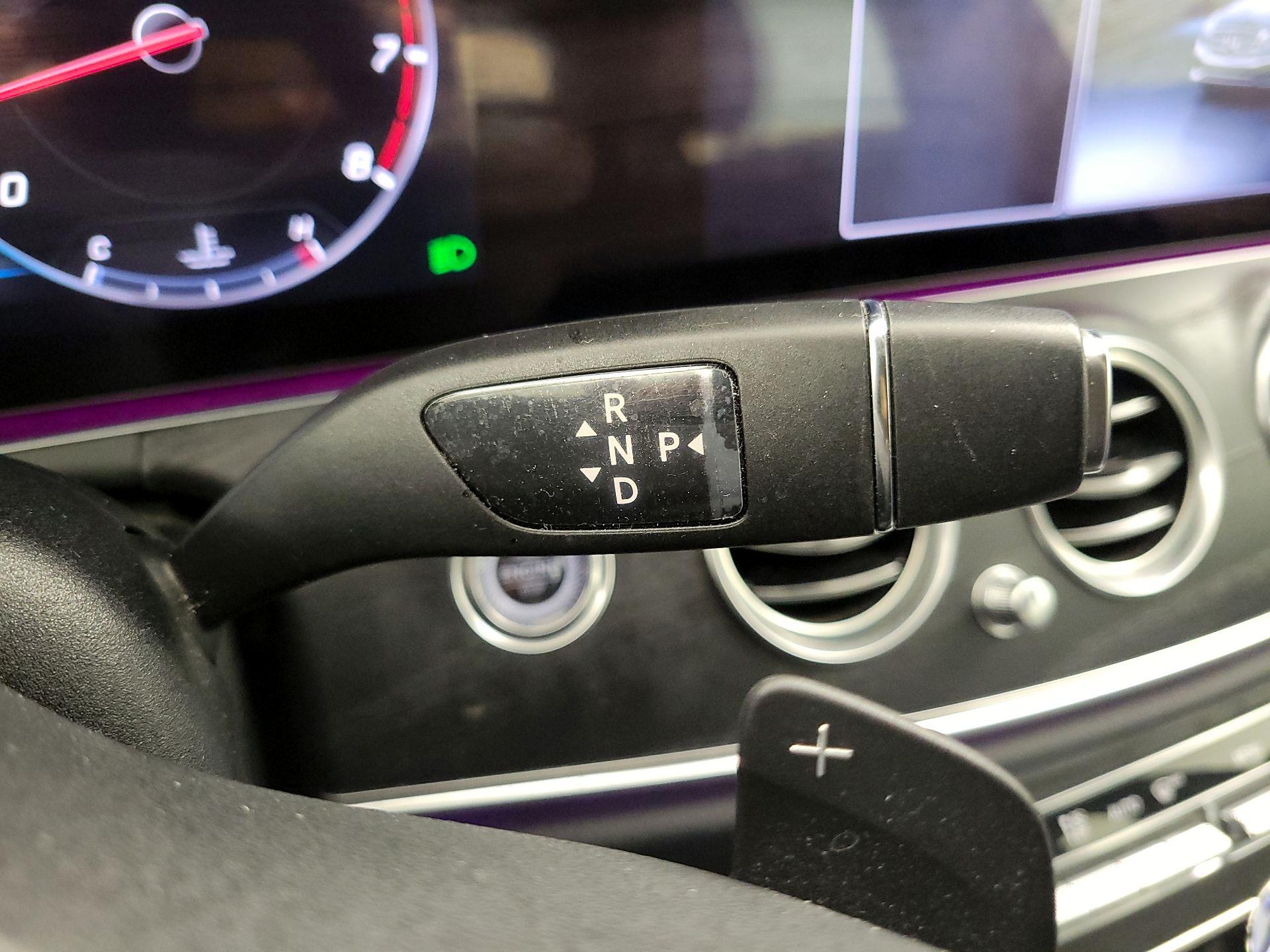 Thumbnail: 2020 Mercedes-Benz E-Class - 18