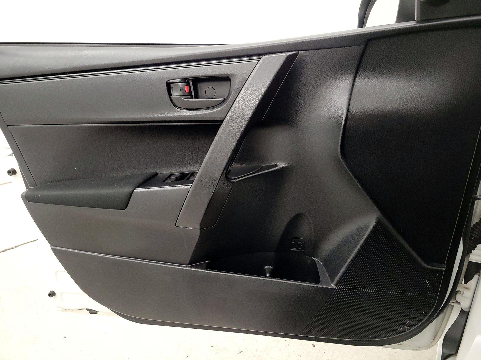 Thumbnail: 2019 Toyota Corolla - 12