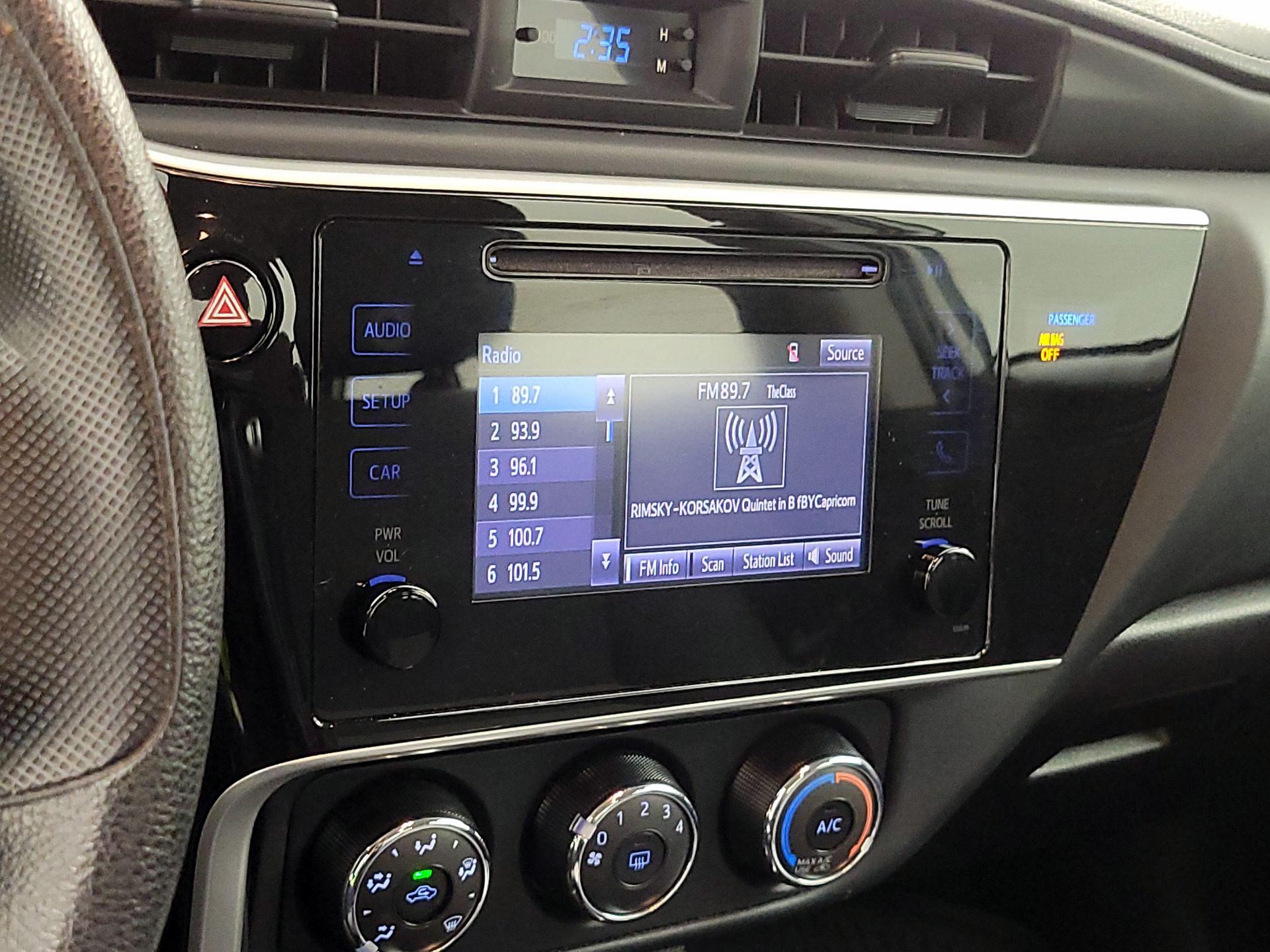 Thumbnail: 2019 Toyota Corolla - 15