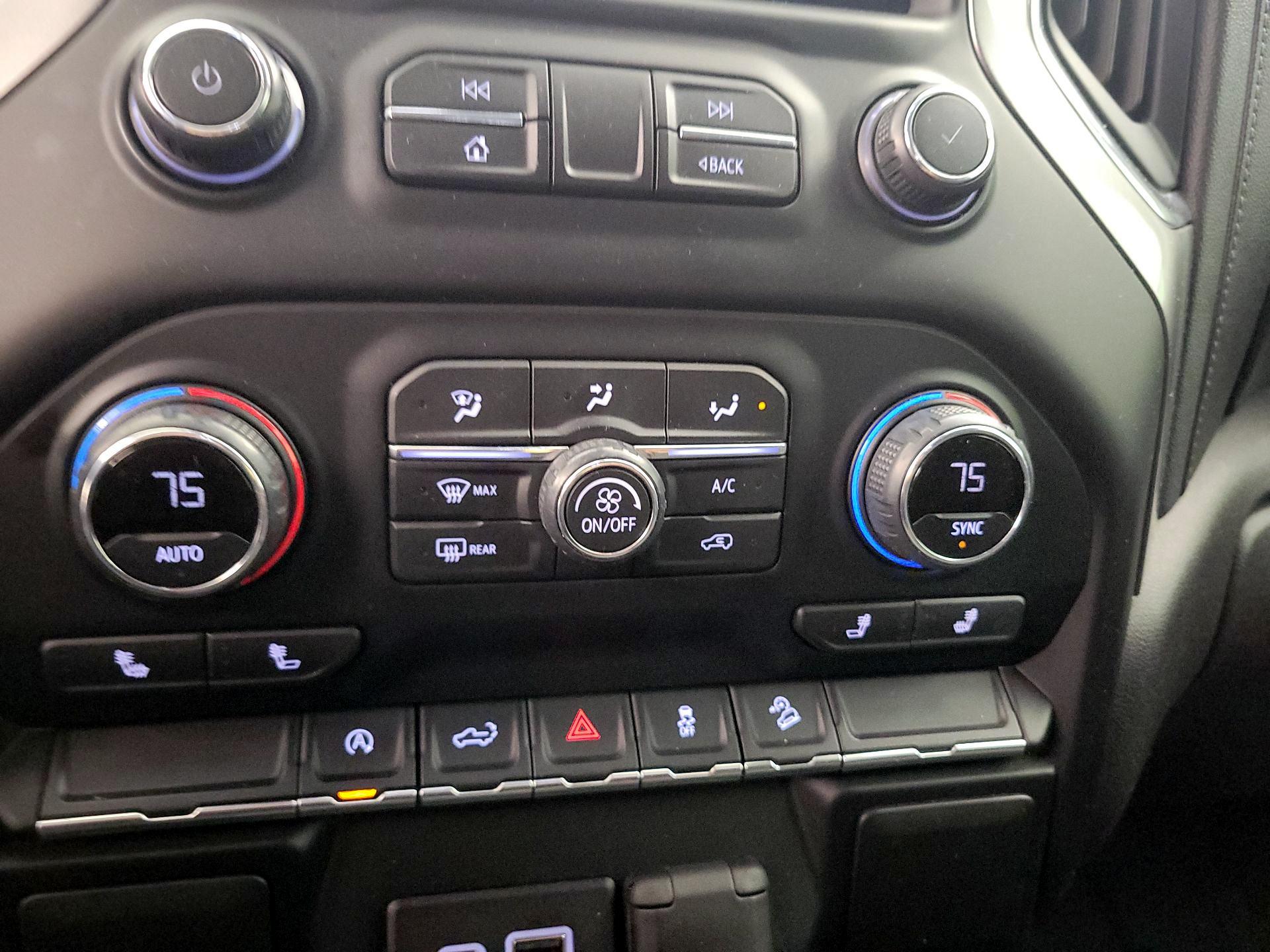 Thumbnail: 2020 Chevrolet Silverado 1500 - 16