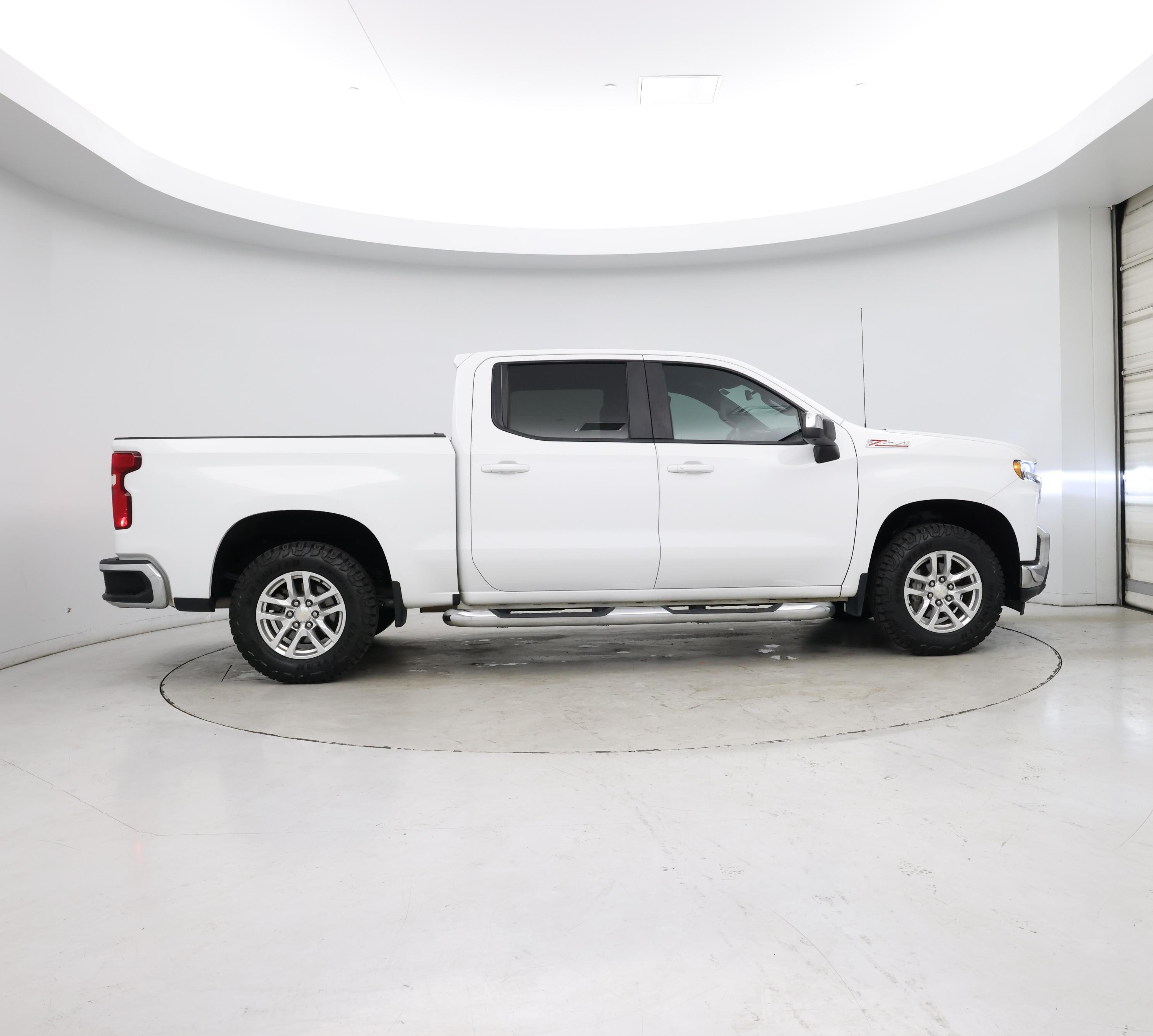 Thumbnail: 2020 Chevrolet Silverado 1500 - 7