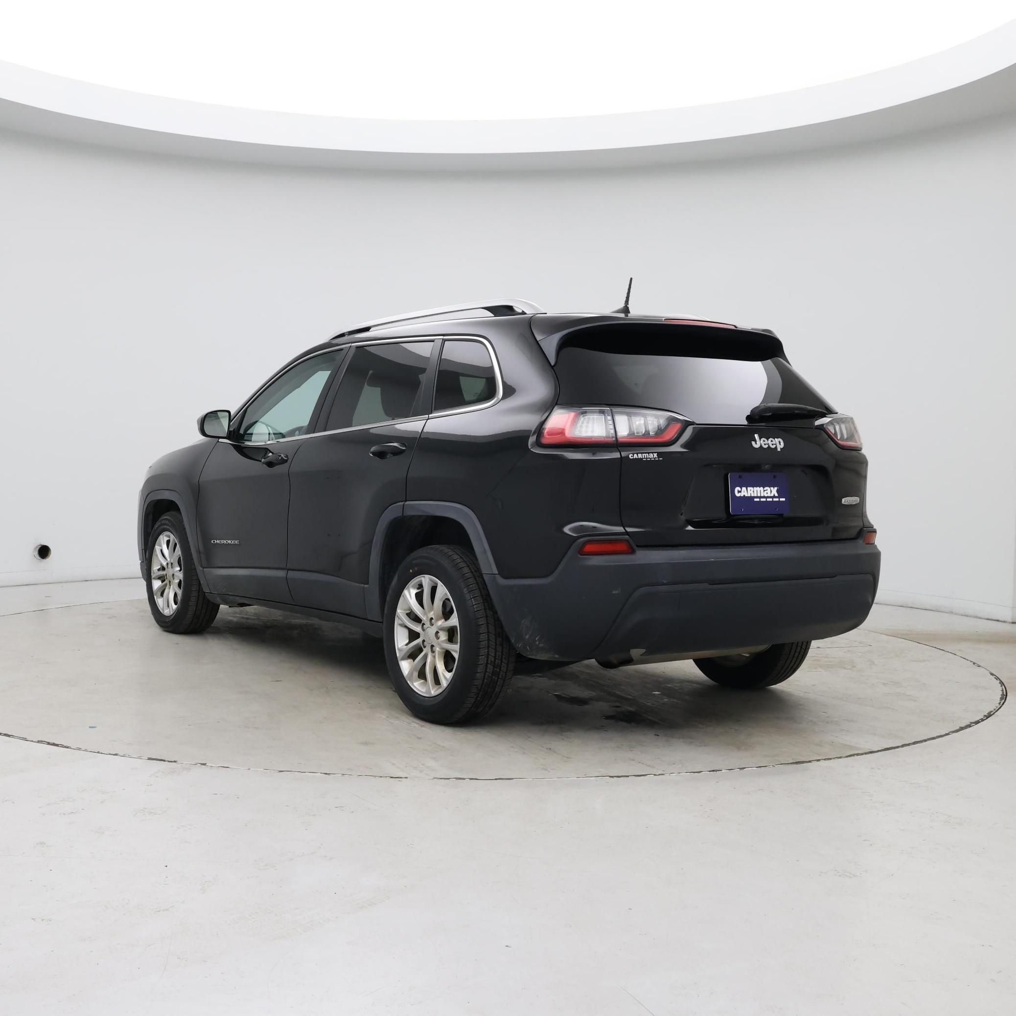 Thumbnail: 2019 Jeep Cherokee - 2