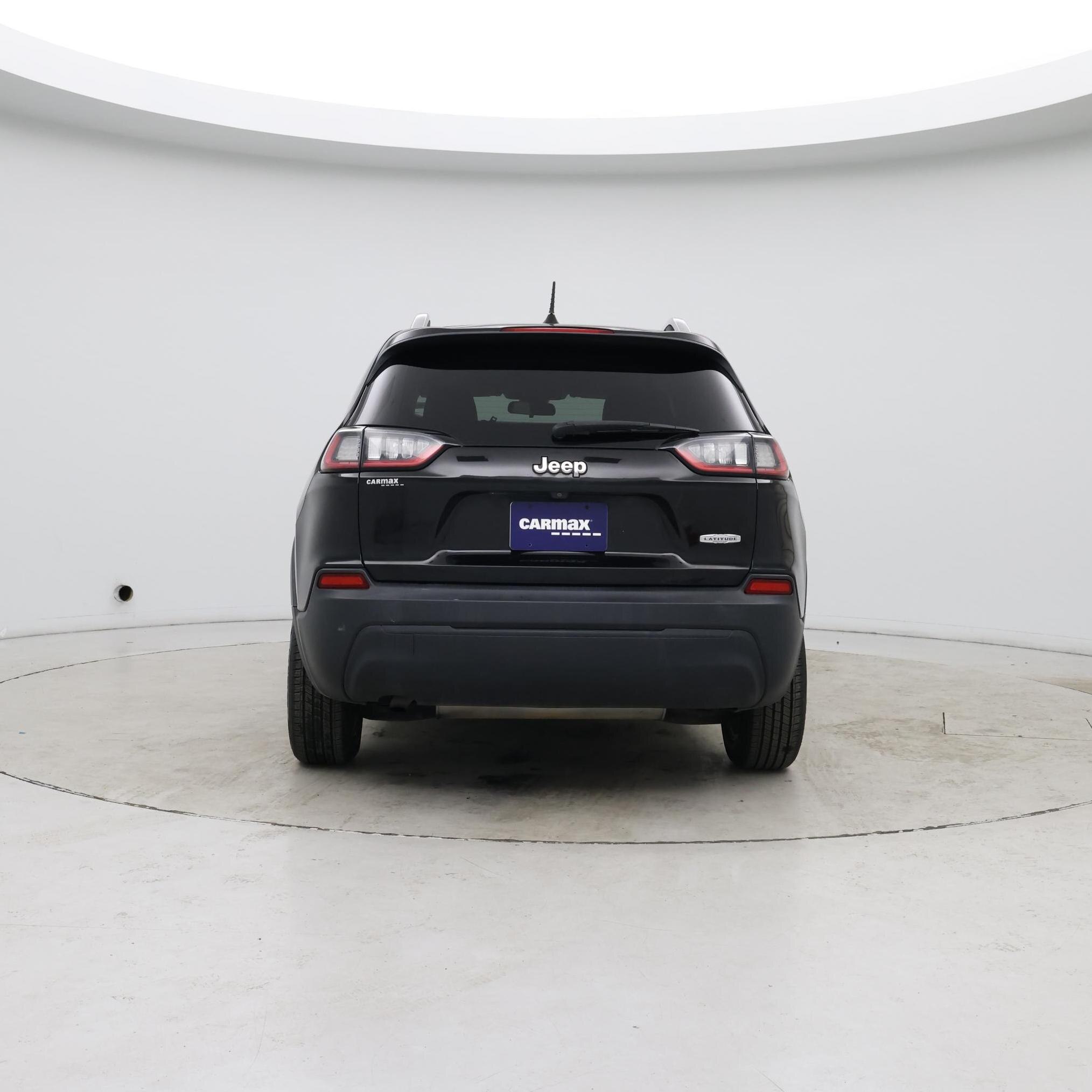 Thumbnail: 2019 Jeep Cherokee - 6