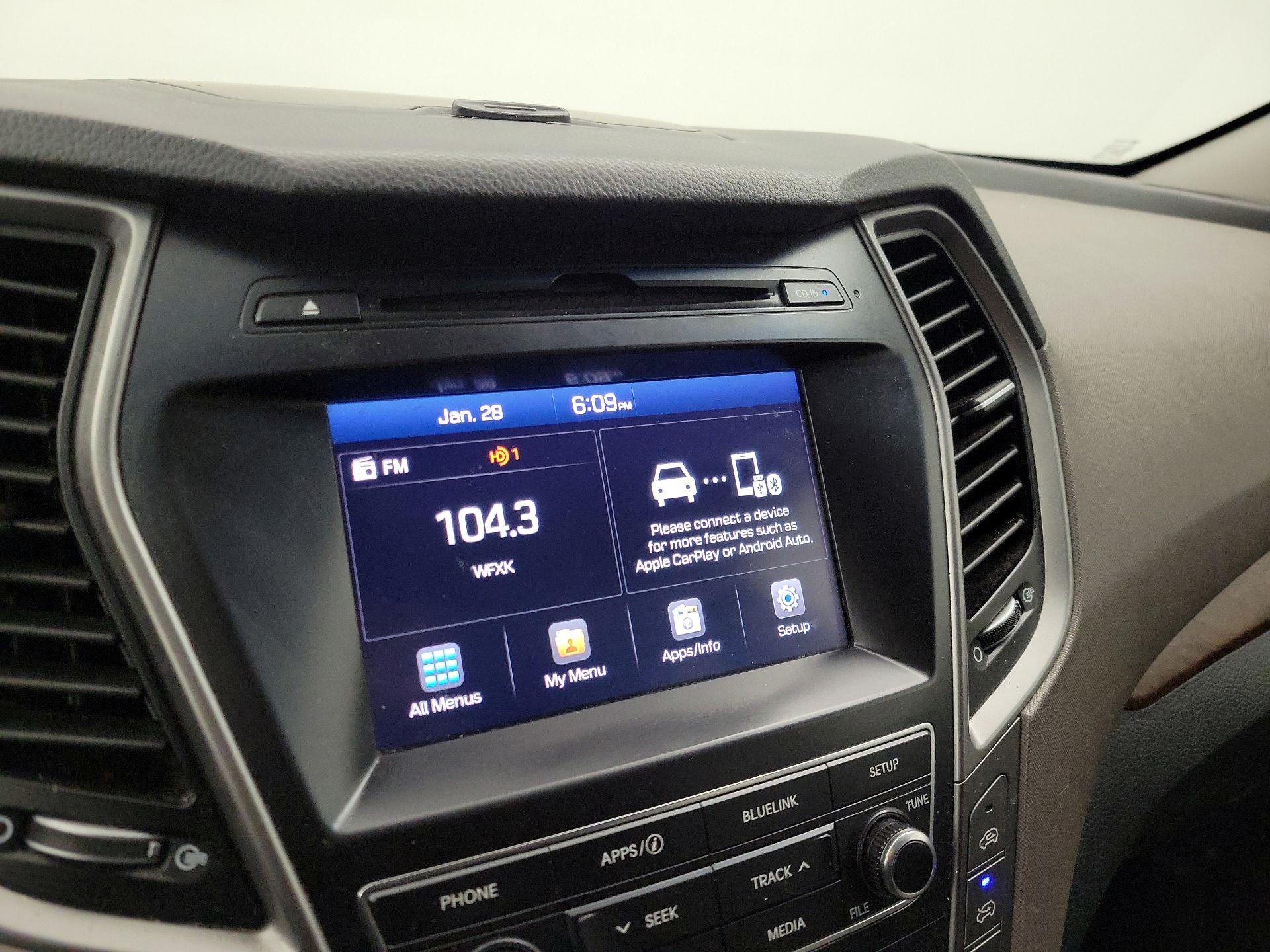 Thumbnail: 2017 Hyundai Santa Fe - 15