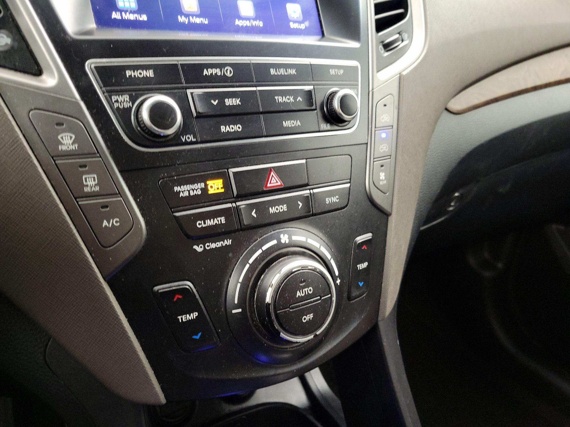 Thumbnail: 2017 Hyundai Santa Fe - 16