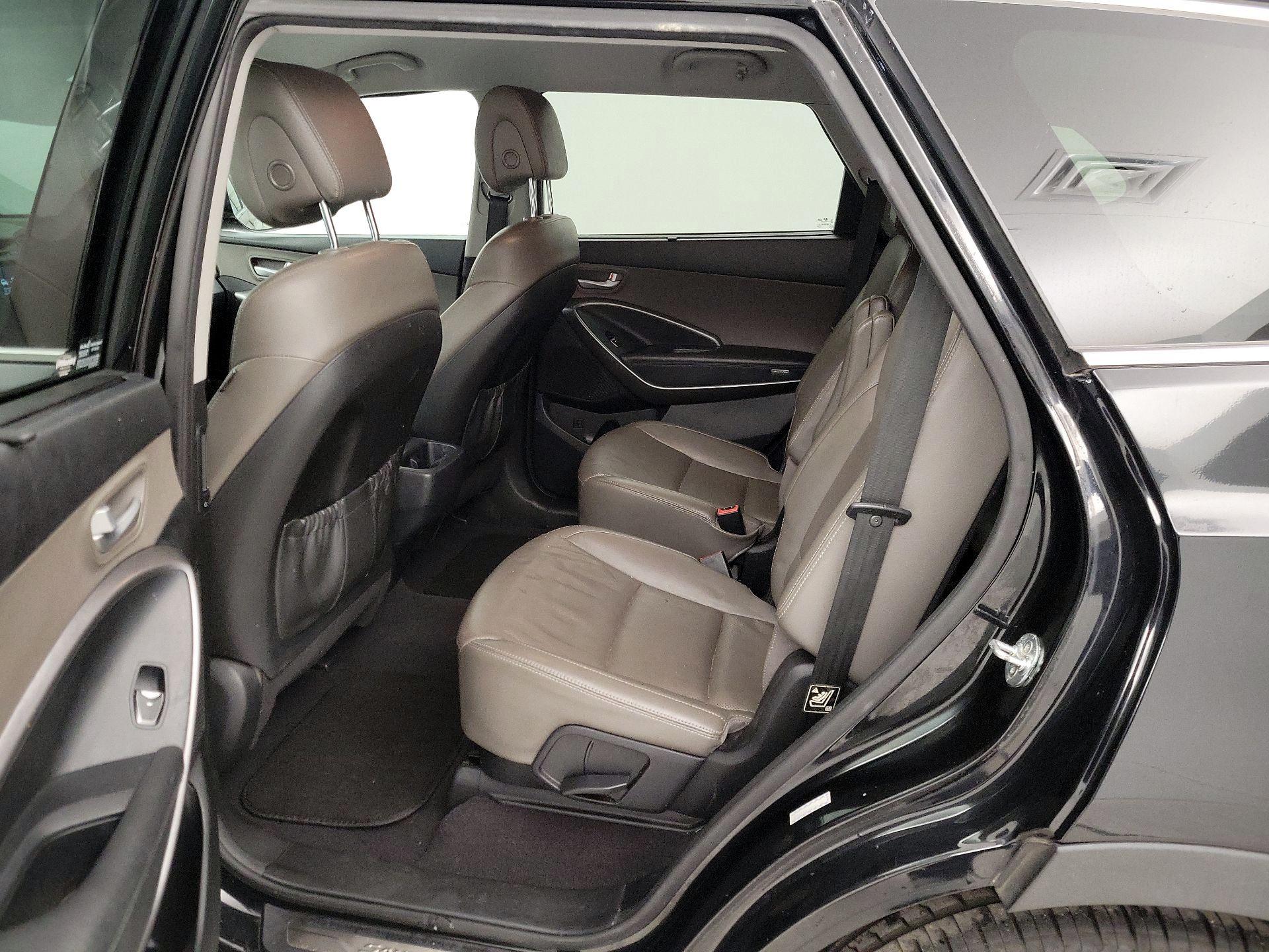 Thumbnail: 2017 Hyundai Santa Fe - 19