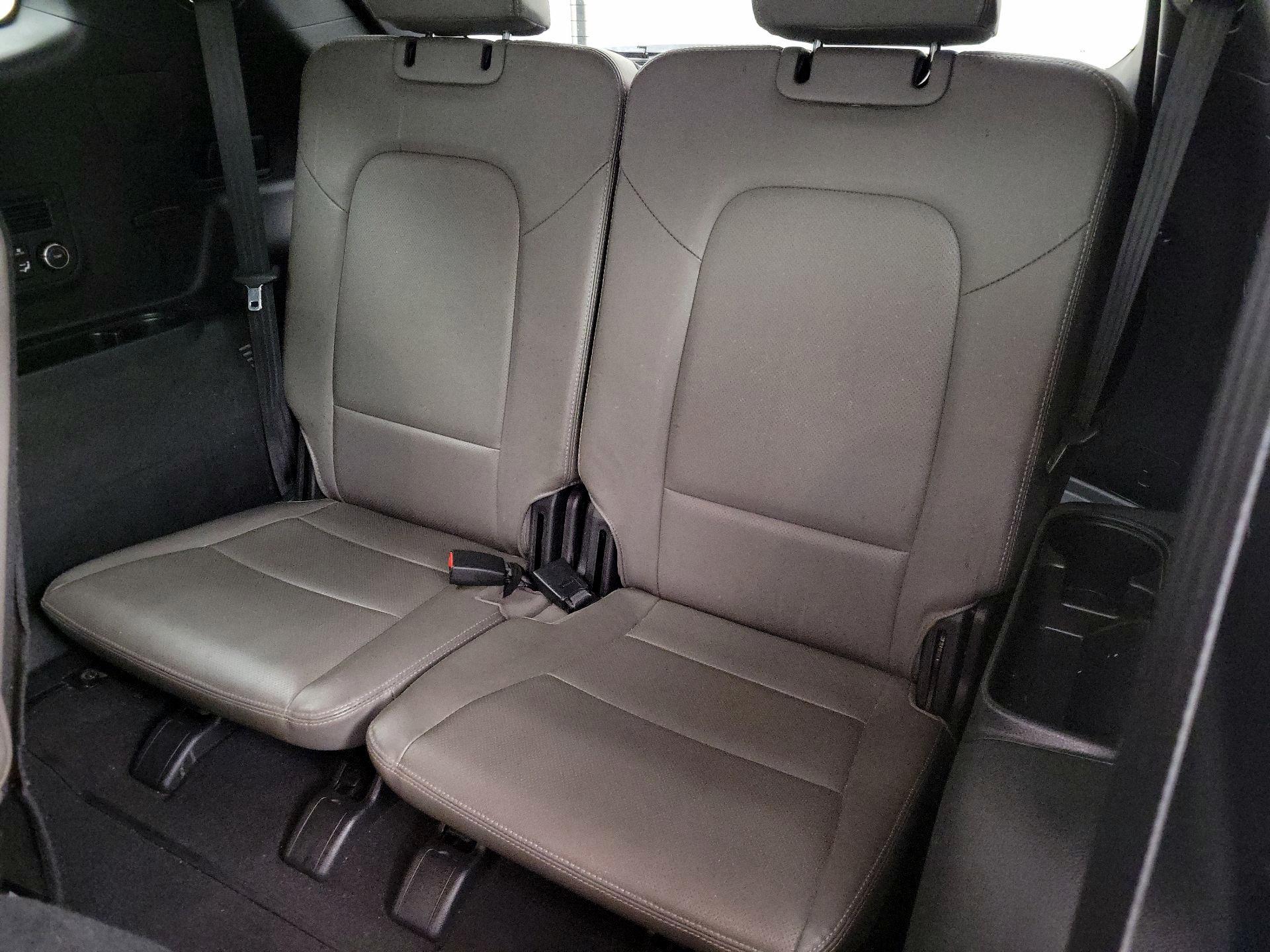 Thumbnail: 2017 Hyundai Santa Fe - 20