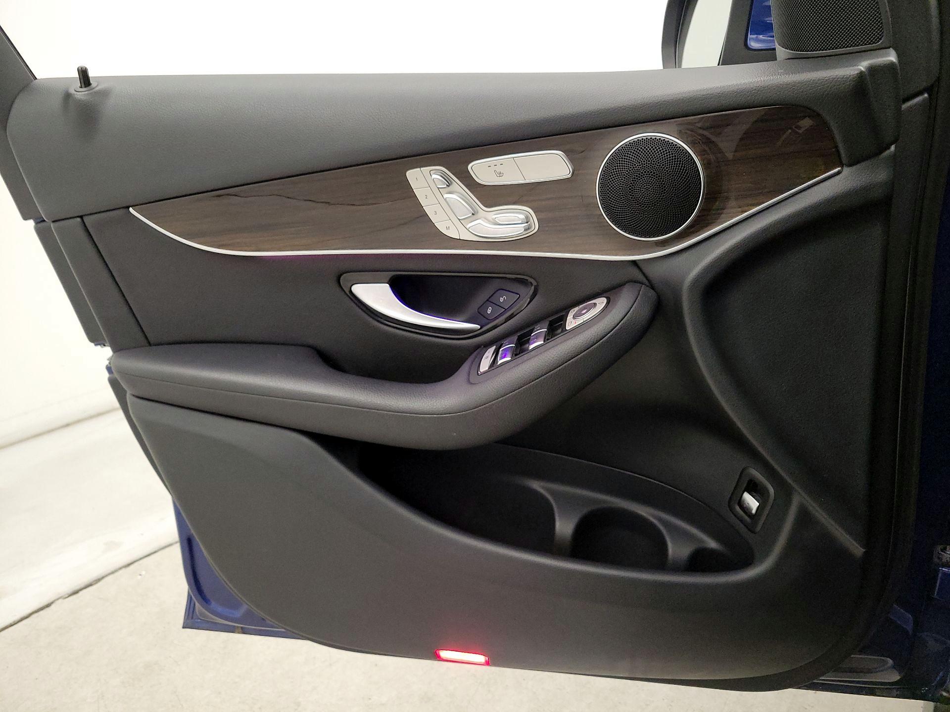 Thumbnail: 2021 Mercedes-Benz GLC - 12