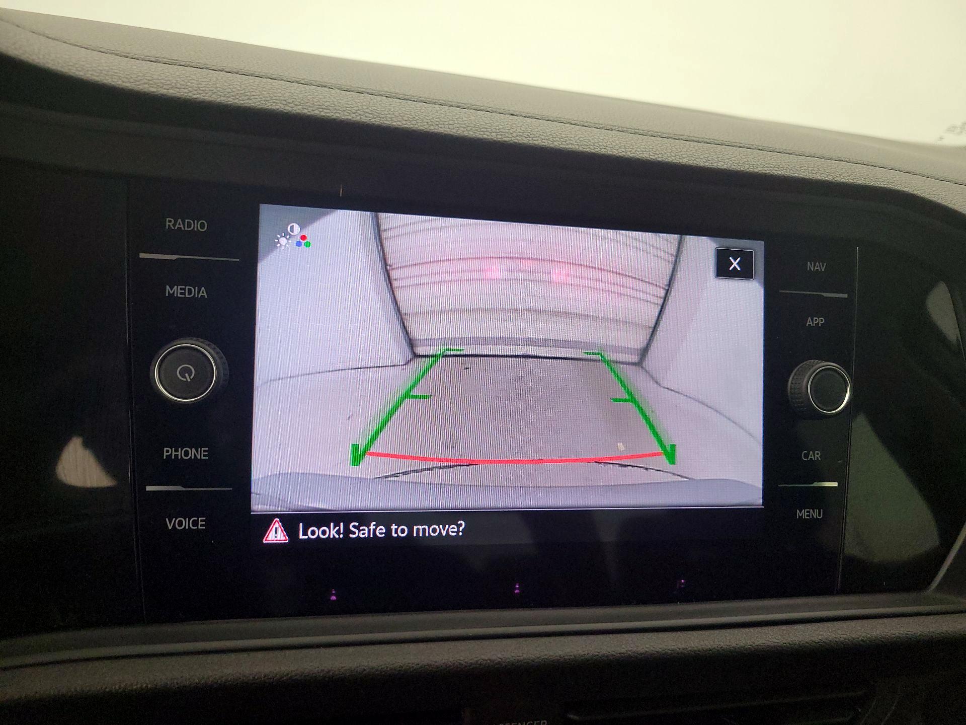 Thumbnail: 2023 Volkswagen Jetta - 14