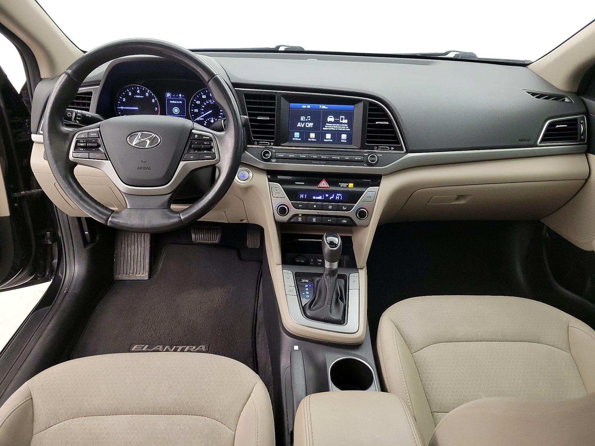 Thumbnail: 2017 Hyundai Elantra - 9