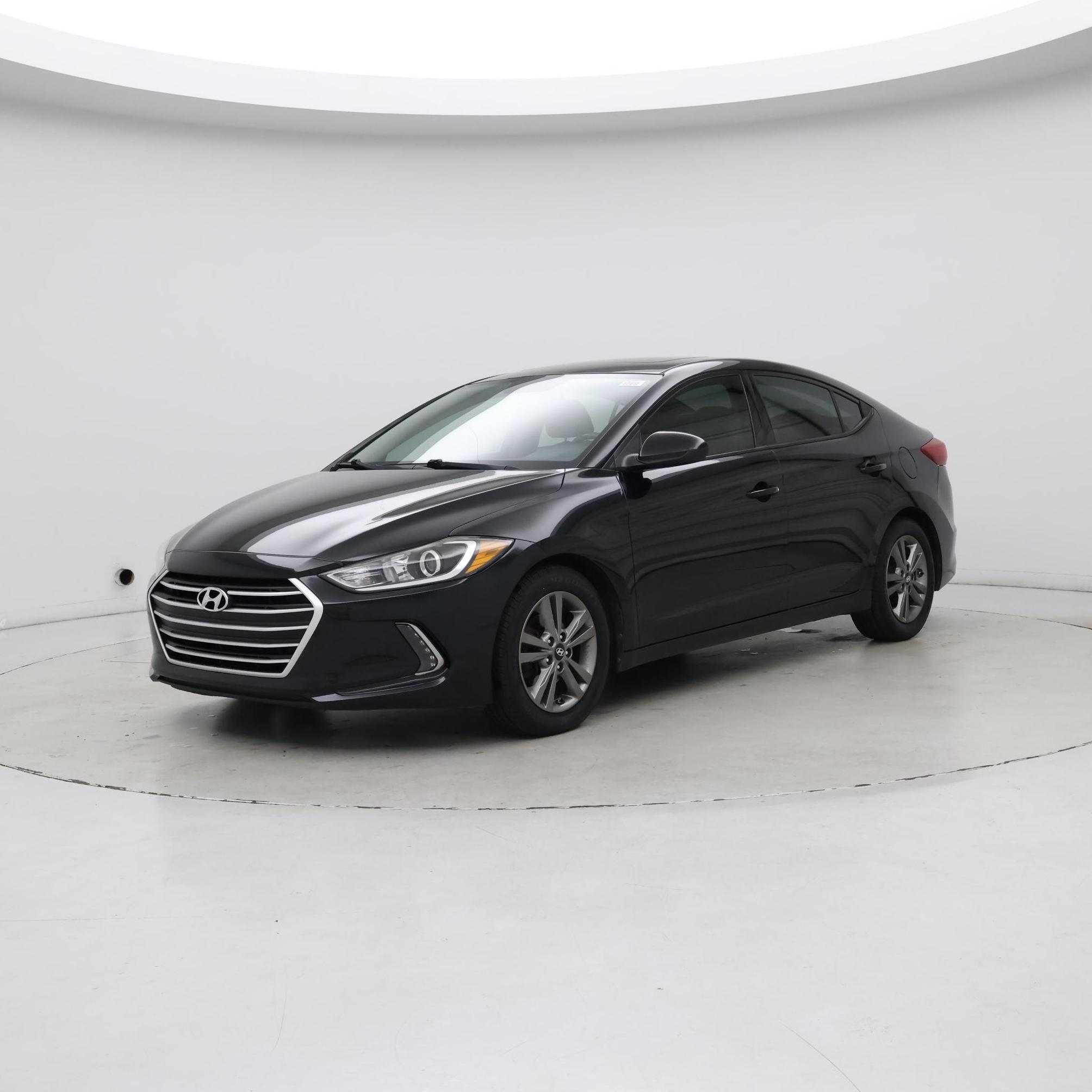 Thumbnail: 2017 Hyundai Elantra - 4