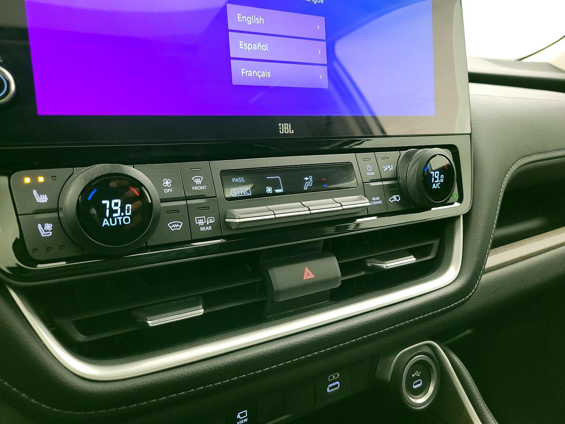 Thumbnail: 2024 Toyota Grand Highlander - 16