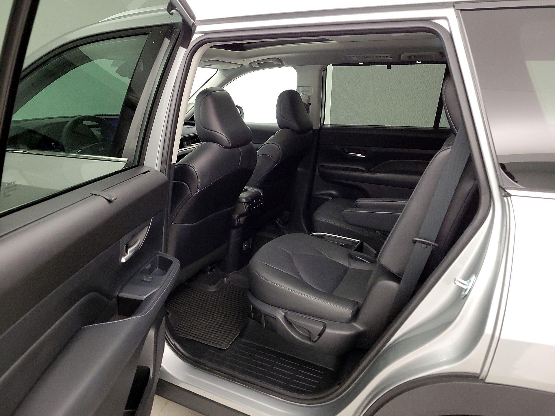 Thumbnail: 2024 Toyota Grand Highlander - 20