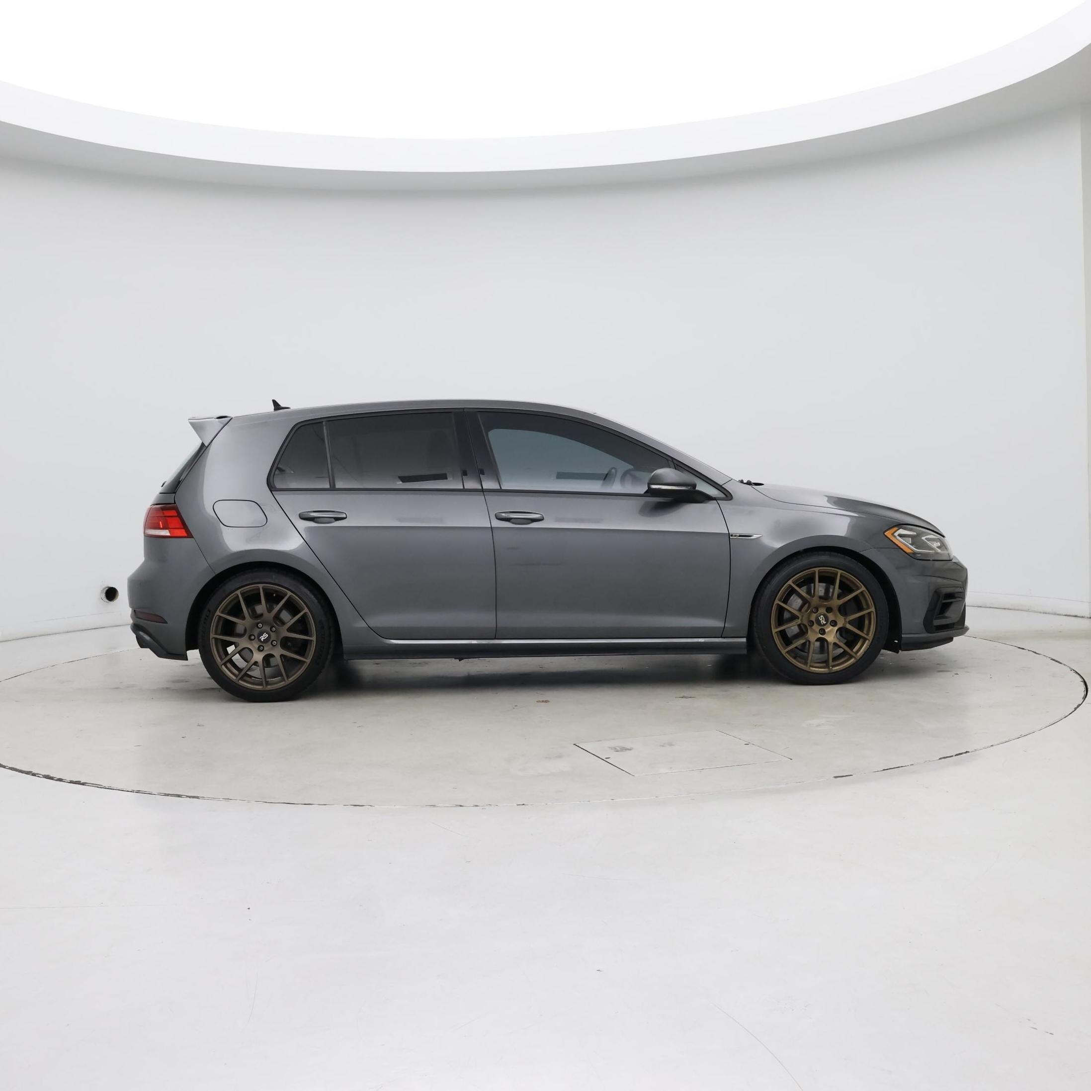 Thumbnail: 2018 Volkswagen Golf - 7