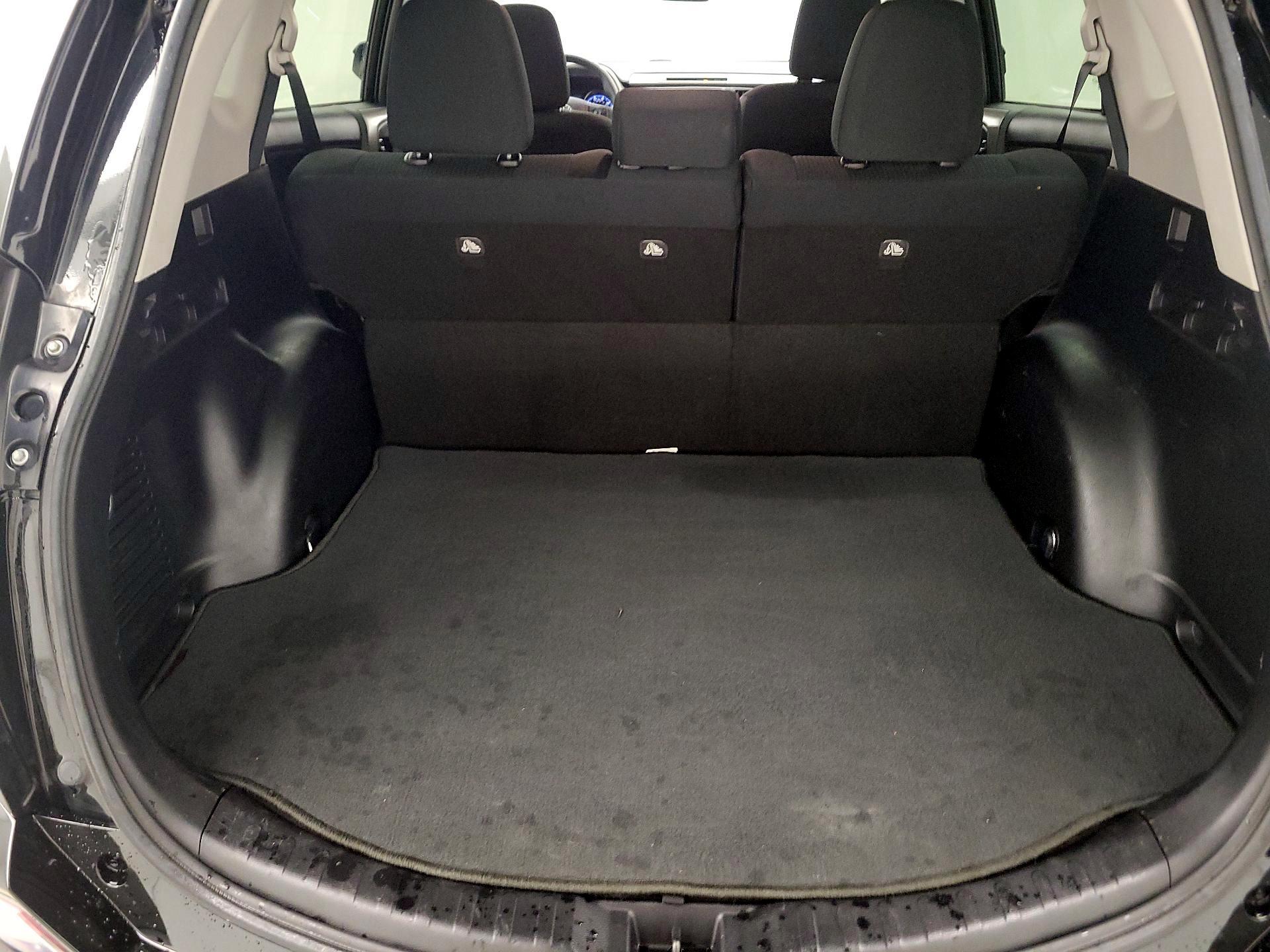 Thumbnail: 2017 Toyota RAV4 - 19