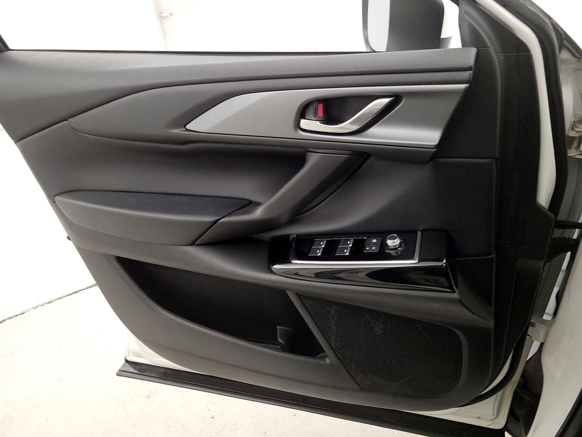 Thumbnail: 2022 Mazda CX-9 - 12