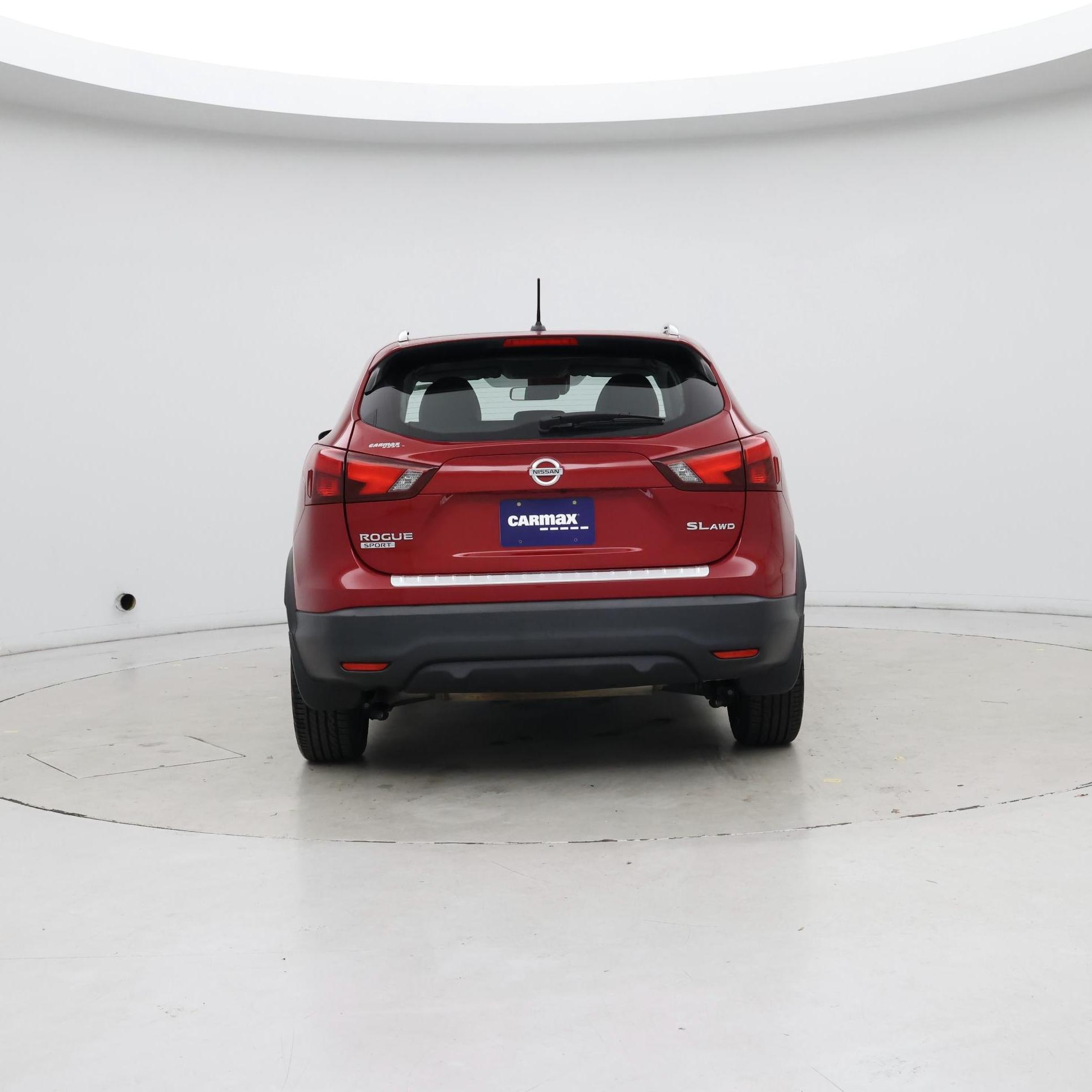 Thumbnail: 2017 Nissan Rogue Sport - 6