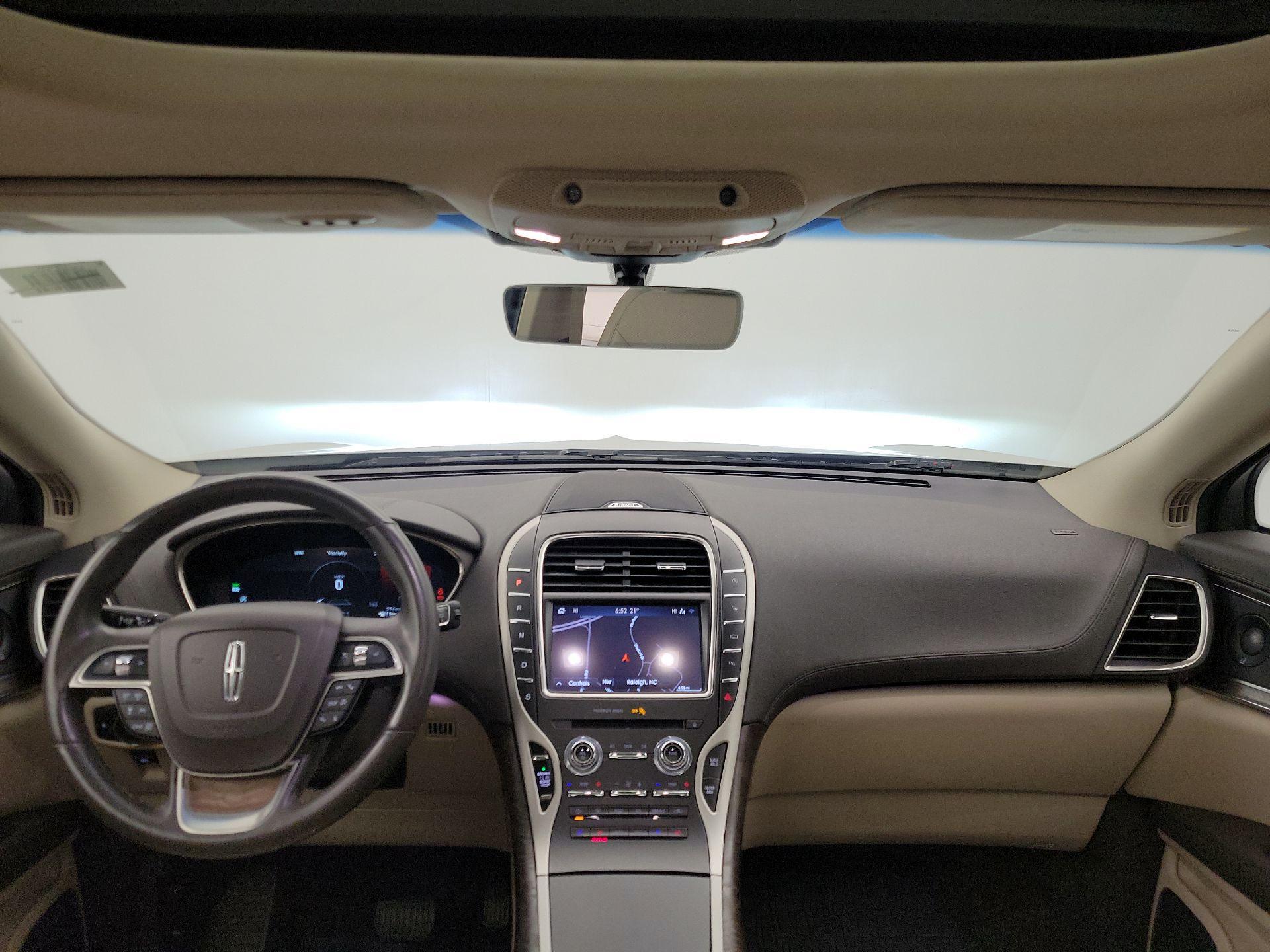 Thumbnail: 2020 Lincoln Nautilus - 9