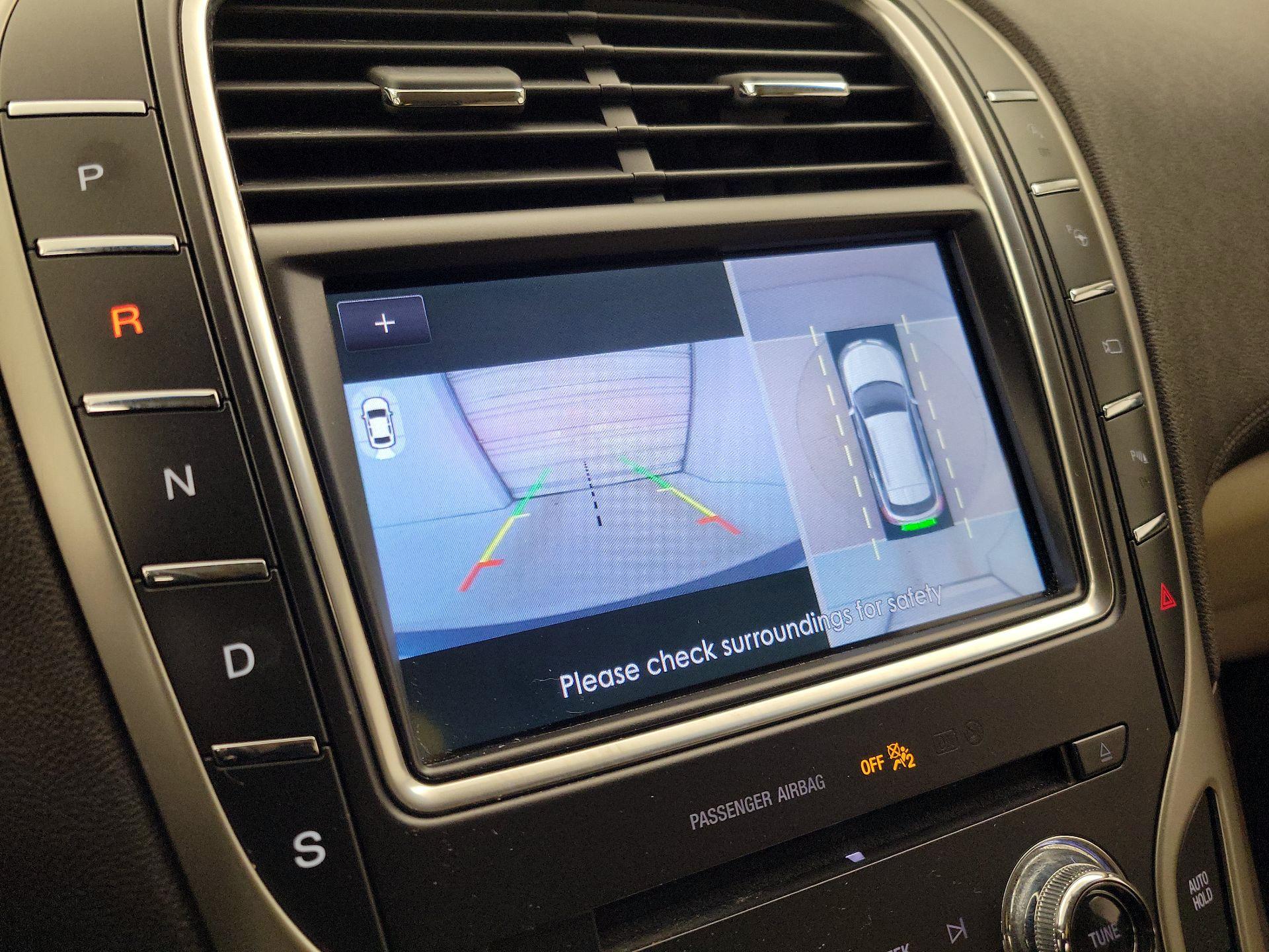 Thumbnail: 2020 Lincoln Nautilus - 15