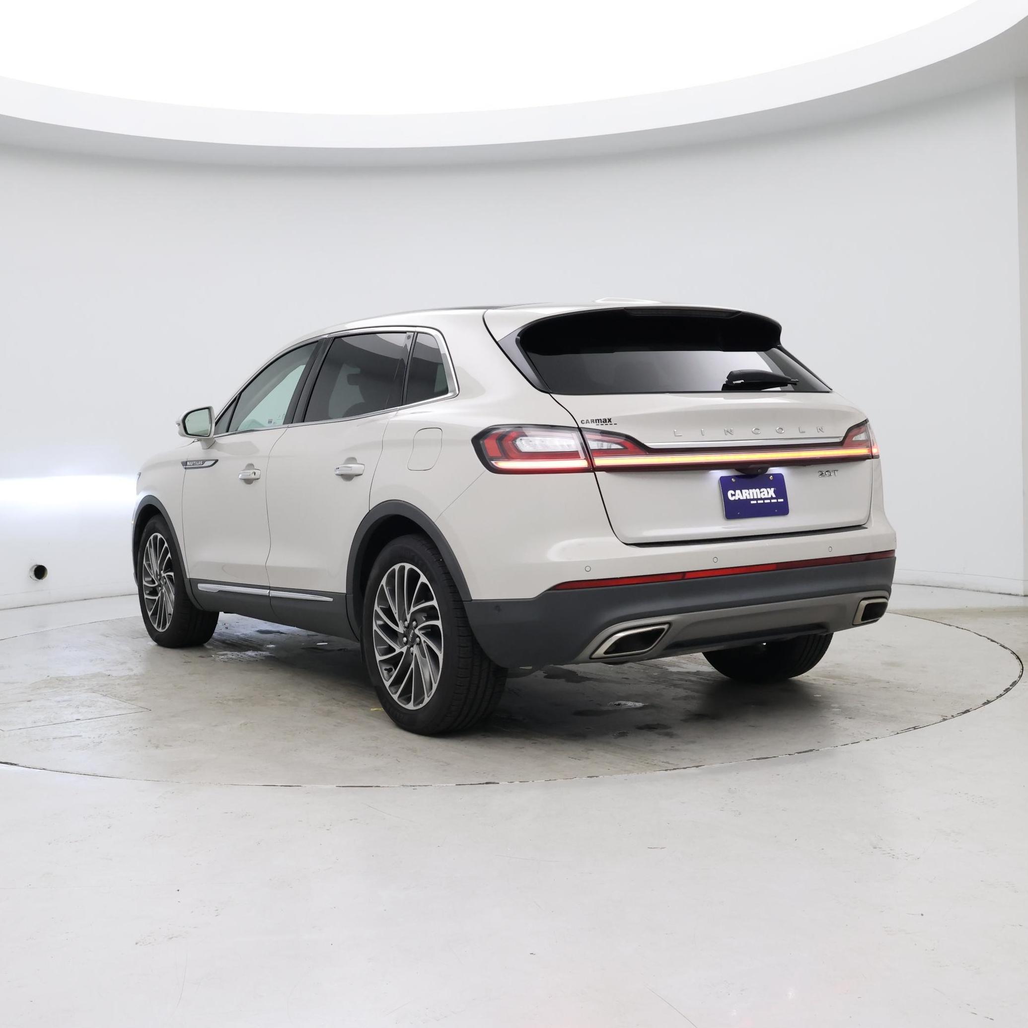 Thumbnail: 2020 Lincoln Nautilus - 2