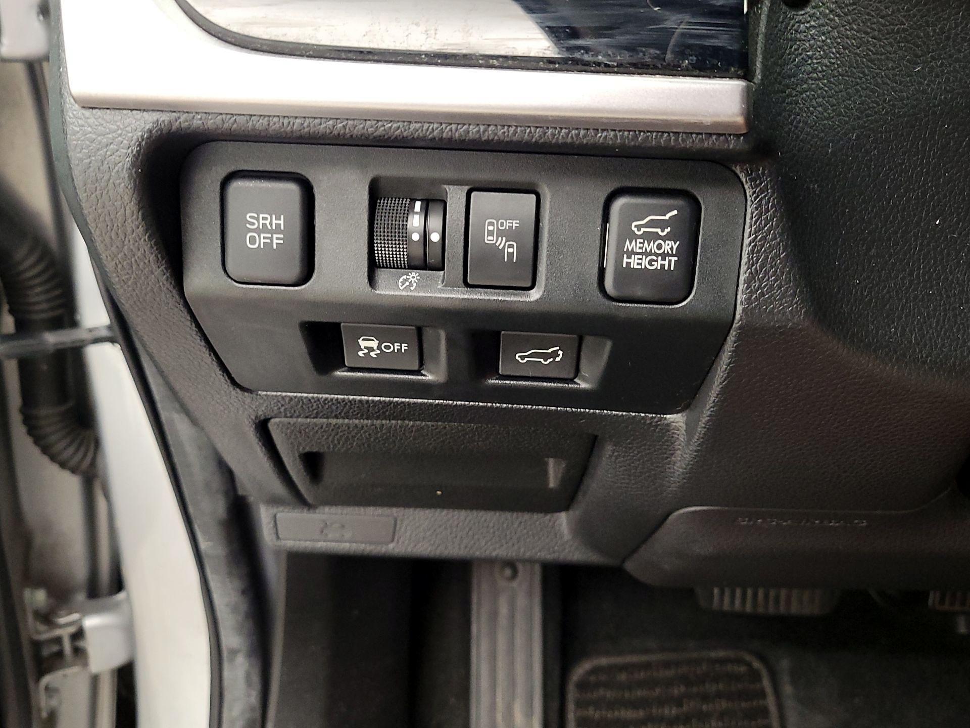 Thumbnail: 2017 Subaru Forester - 13