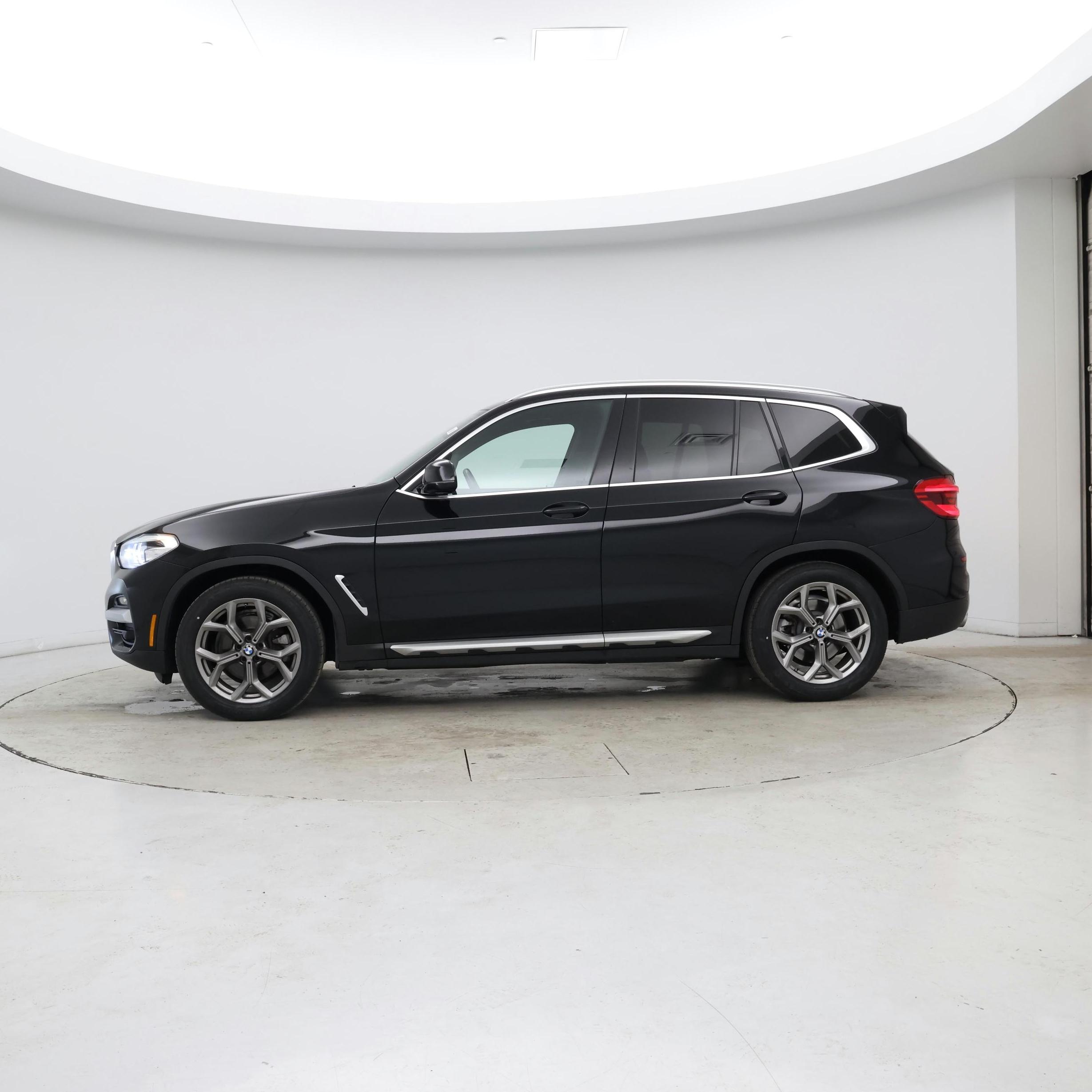 Thumbnail: 2021 BMW X3 - 3