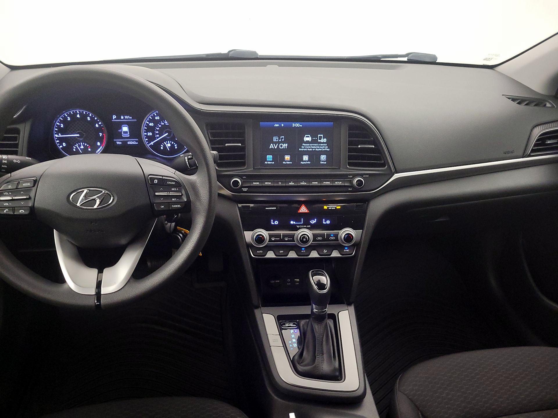 Thumbnail: 2020 Hyundai Elantra - 9