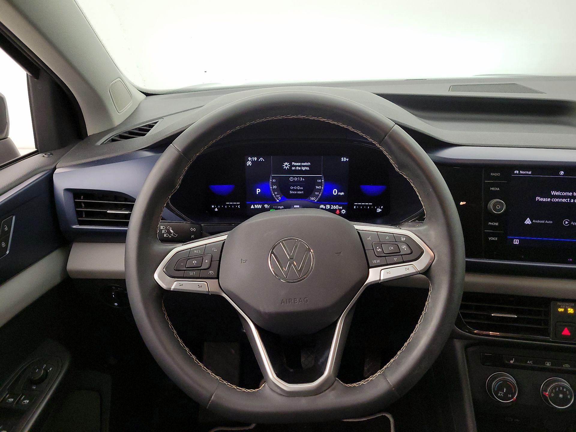 Thumbnail: 2022 Volkswagen Taos - 10