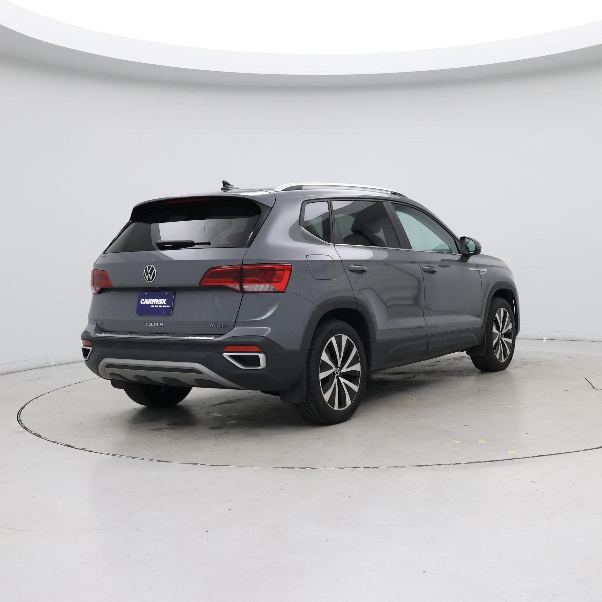 Thumbnail: 2022 Volkswagen Taos - 8