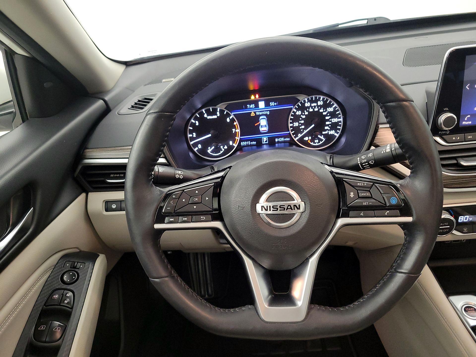 Thumbnail: 2019 Nissan Altima - 10