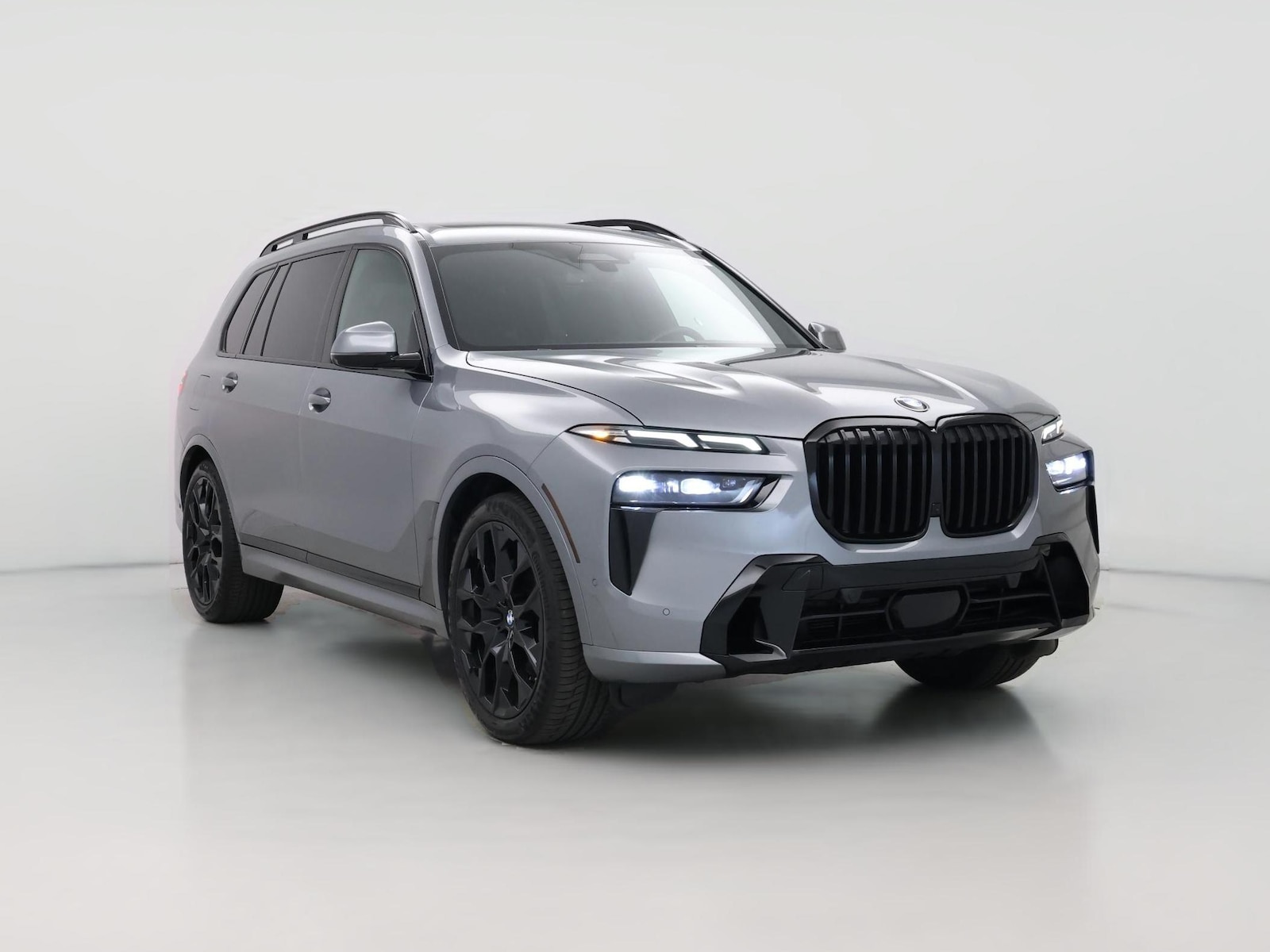 2023 BMW X7
