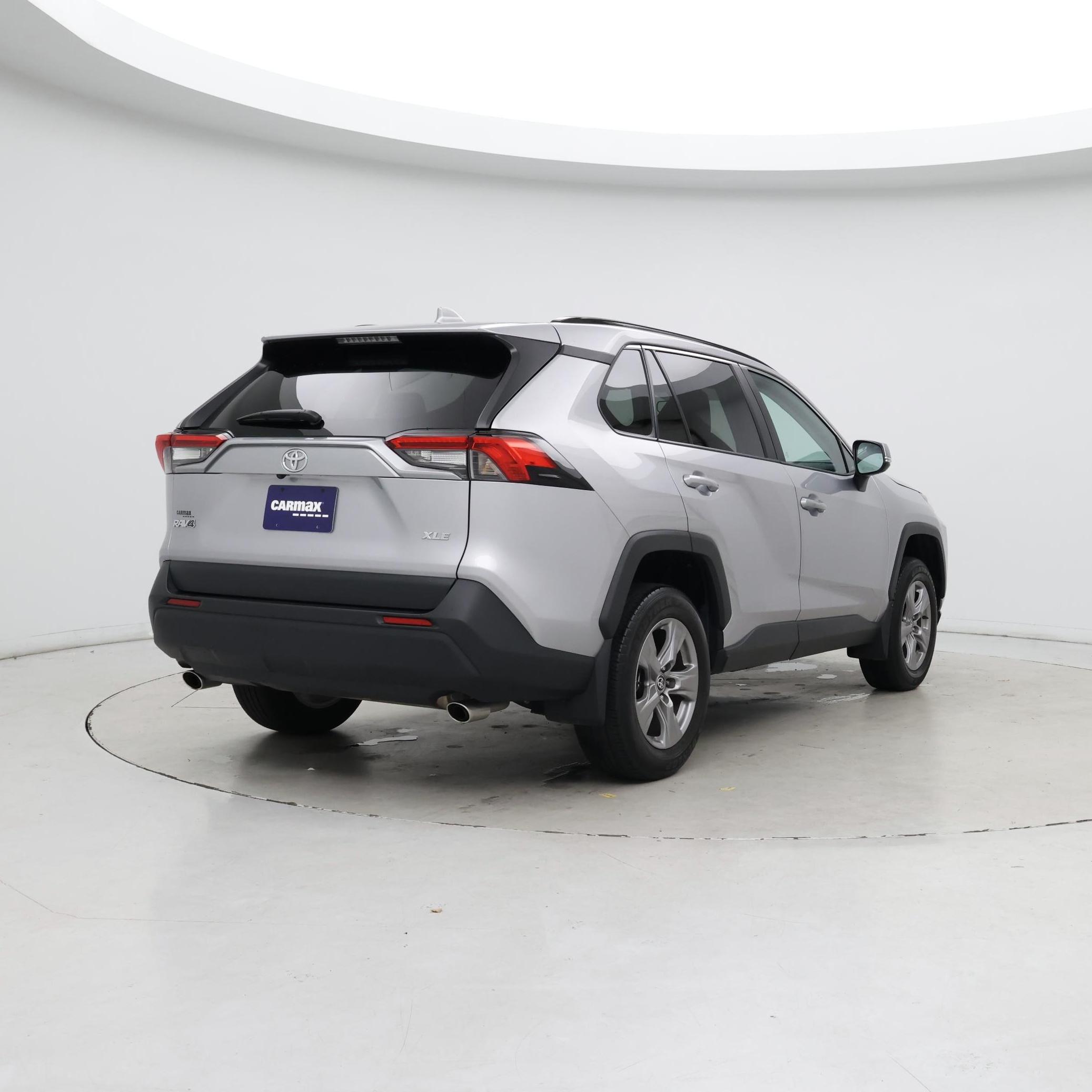 Thumbnail: 2024 Toyota RAV4 - 8