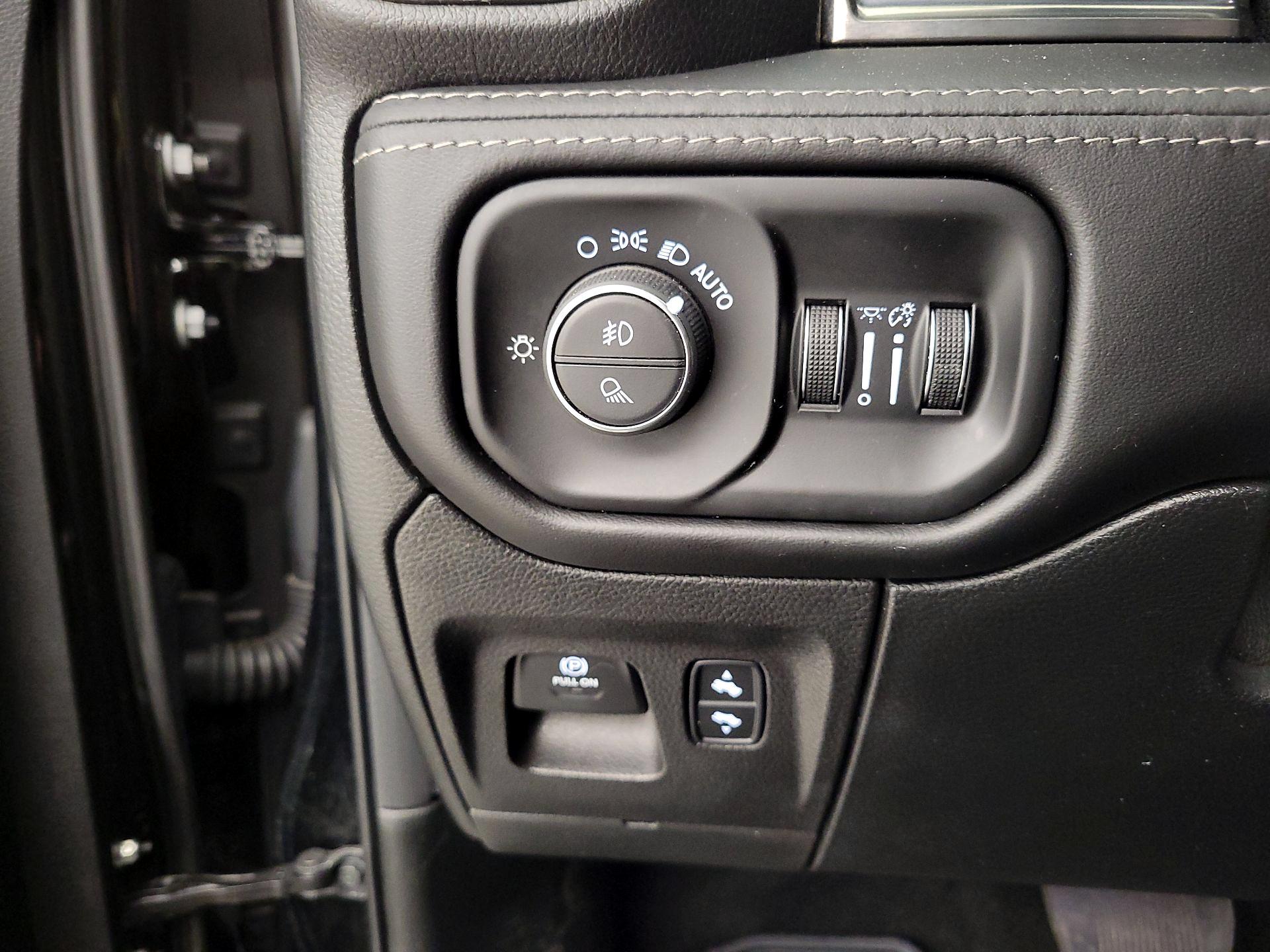 Thumbnail: 2021 RAM 1500 - 13