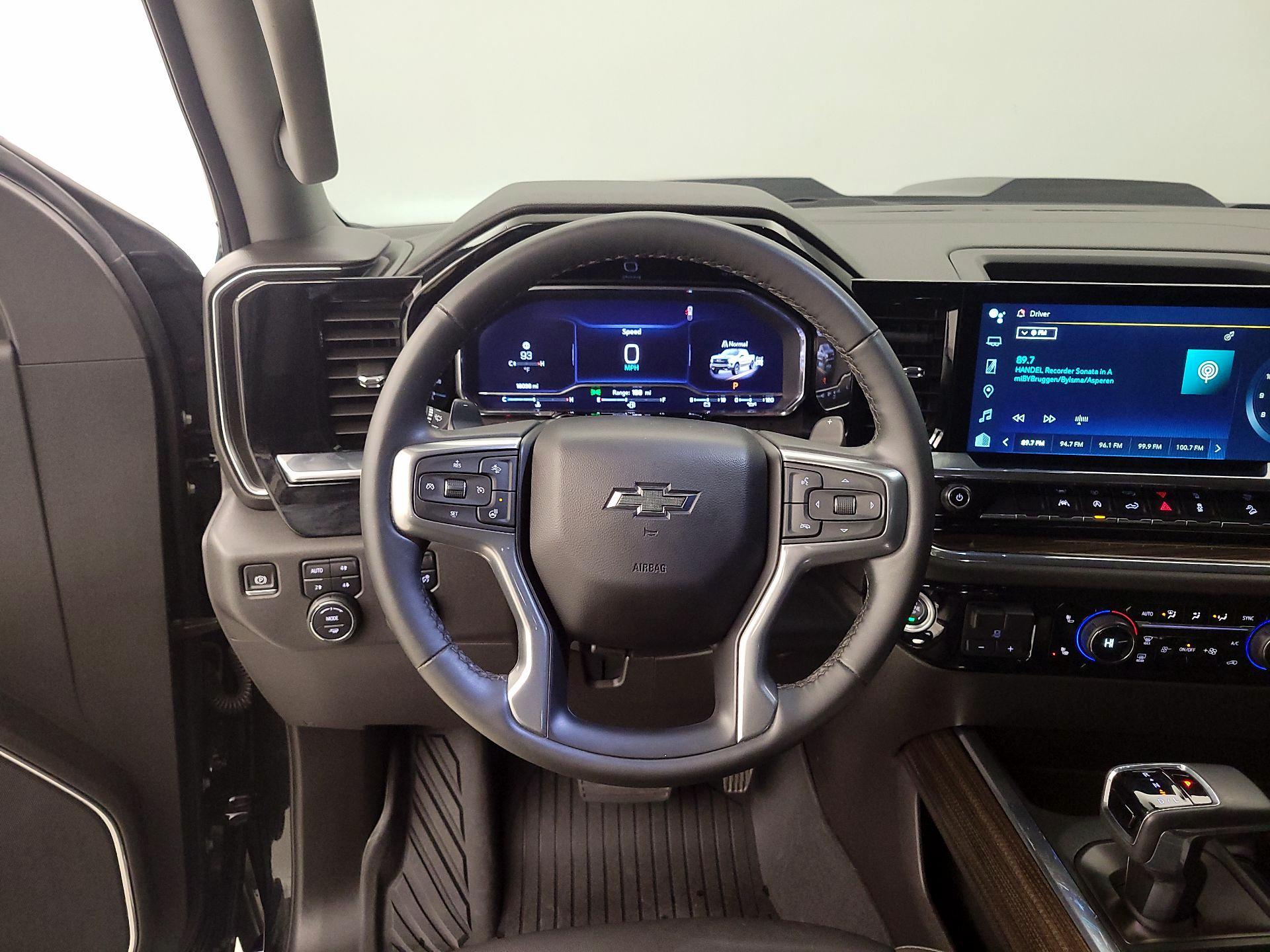 Thumbnail: 2024 Chevrolet Silverado 1500 - 10