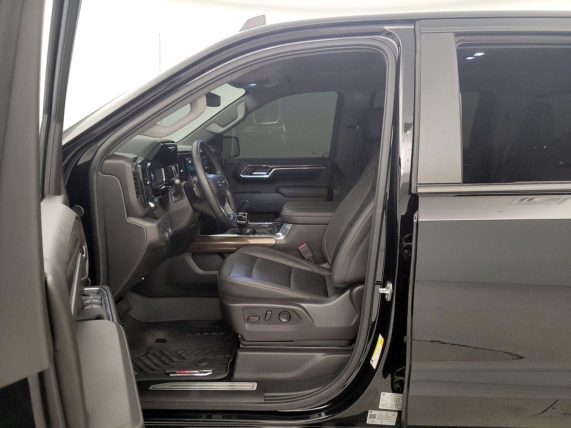 Thumbnail: 2024 Chevrolet Silverado 1500 - 11