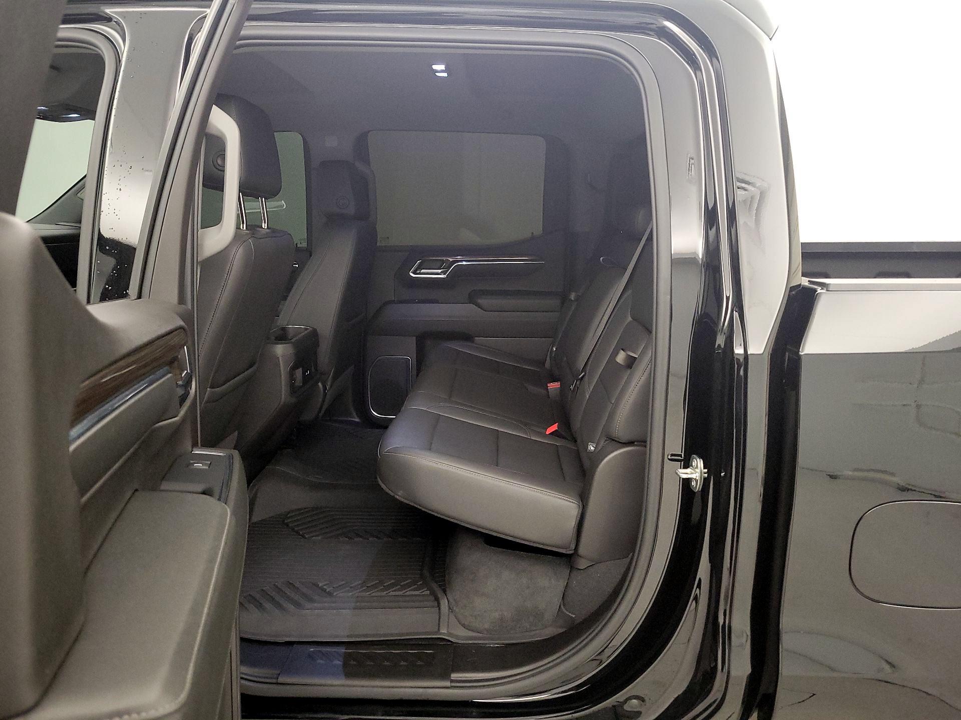 Thumbnail: 2024 Chevrolet Silverado 1500 - 19