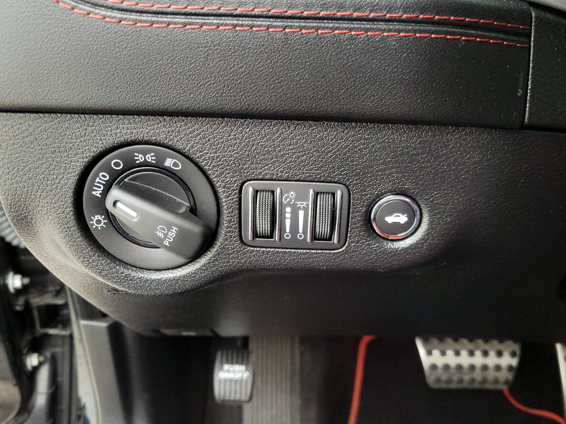 Thumbnail: 2022 Dodge Charger - 13