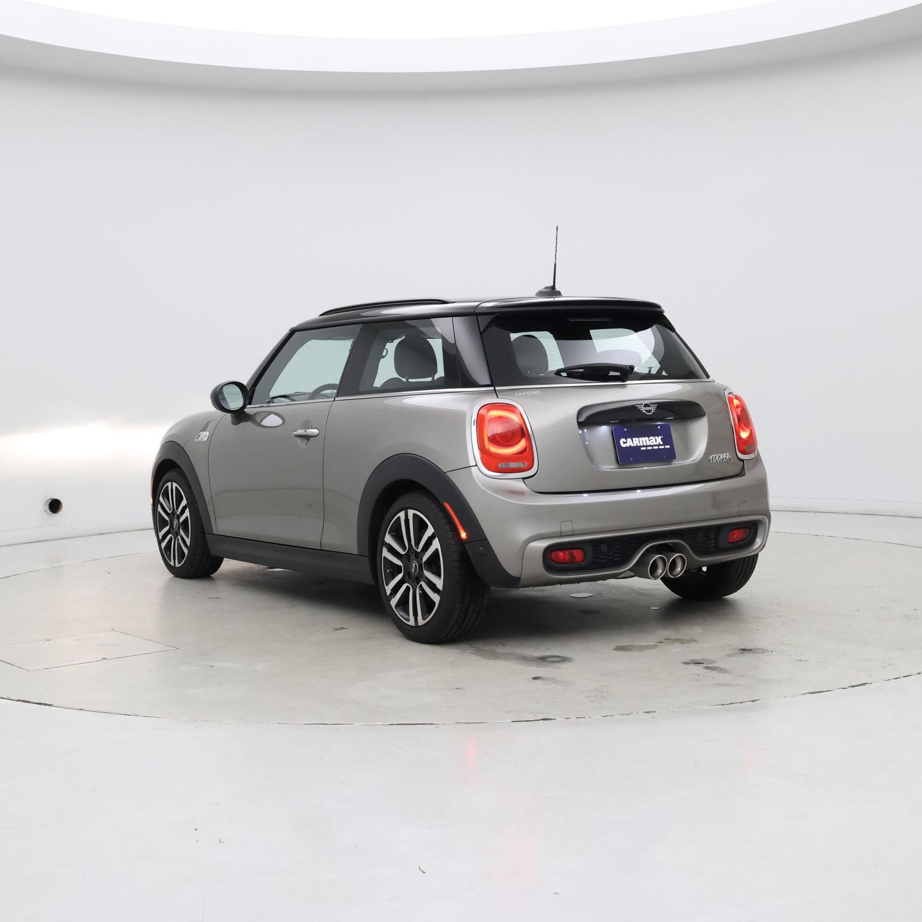Thumbnail: 2019 MINI Cooper Hardtop - 2