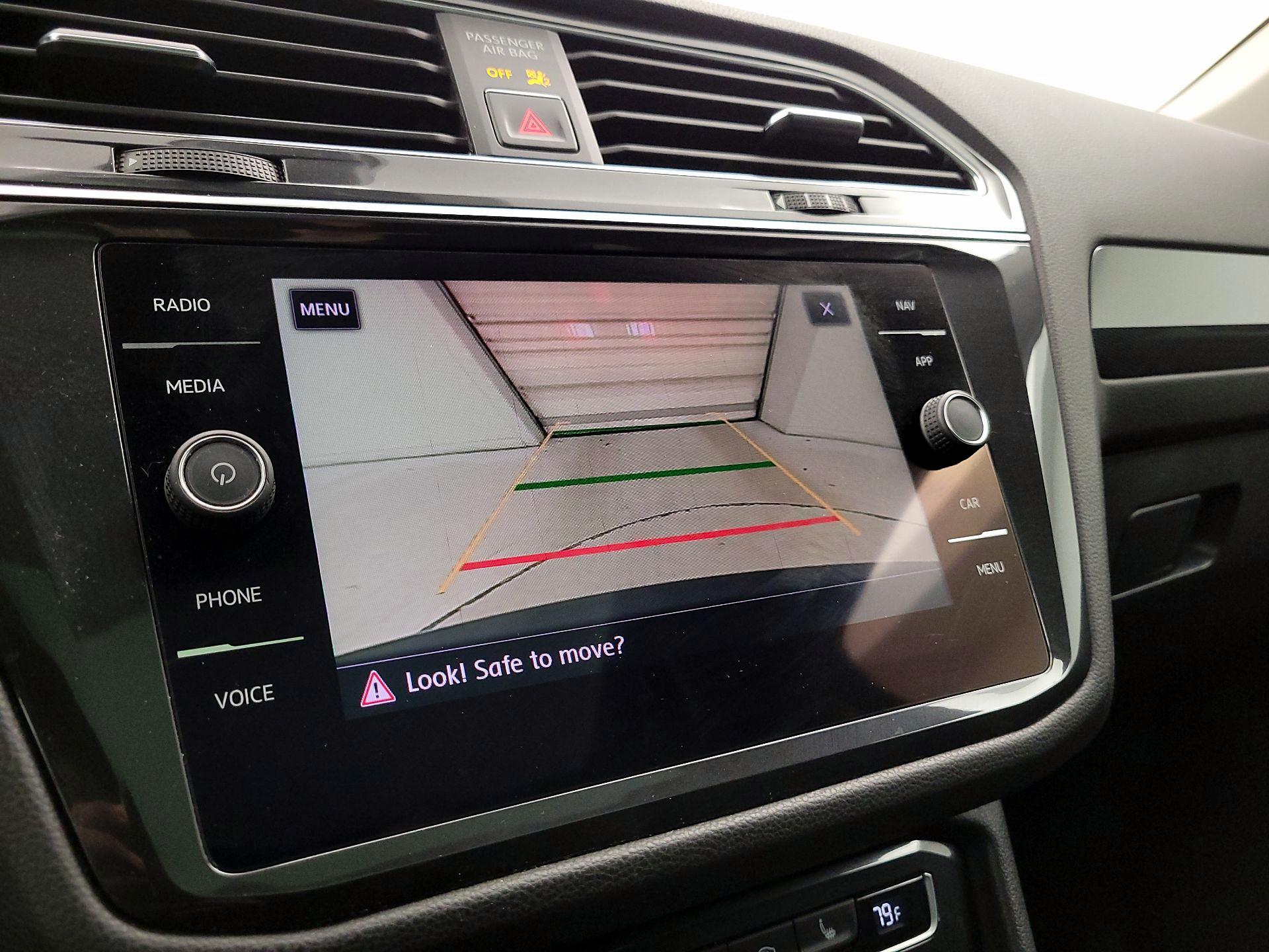 Thumbnail: 2018 Volkswagen Tiguan - 14